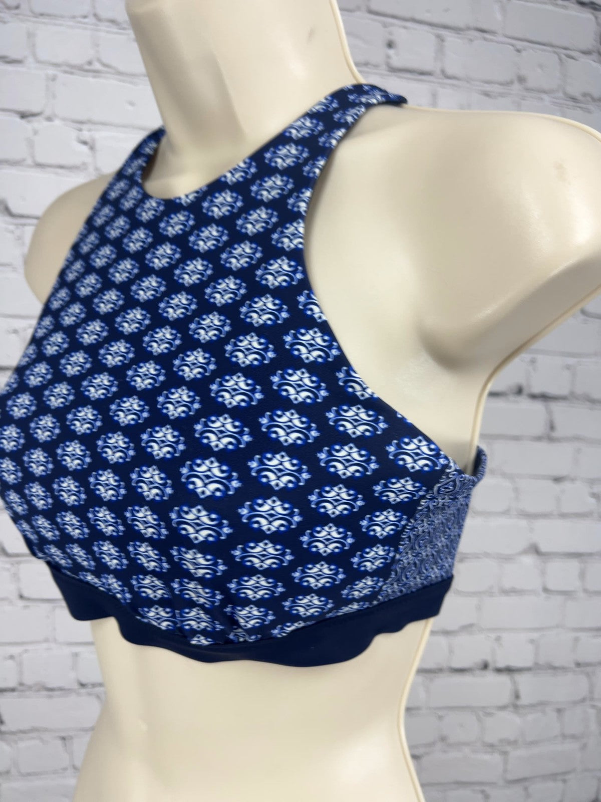 Athleta Navy Medallion High Neck Crisscross Underwire Bikini Top 32D/DD