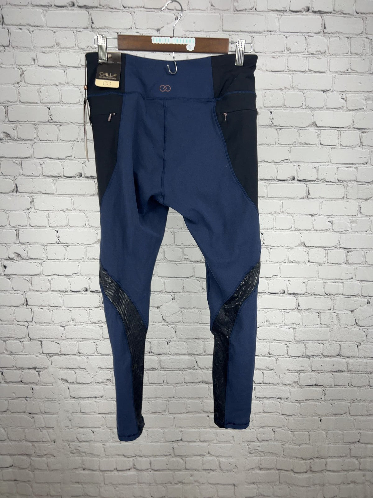 NWT Calia Carrie Underwood Navy Black Zip Pocket High Waist Leggings M
