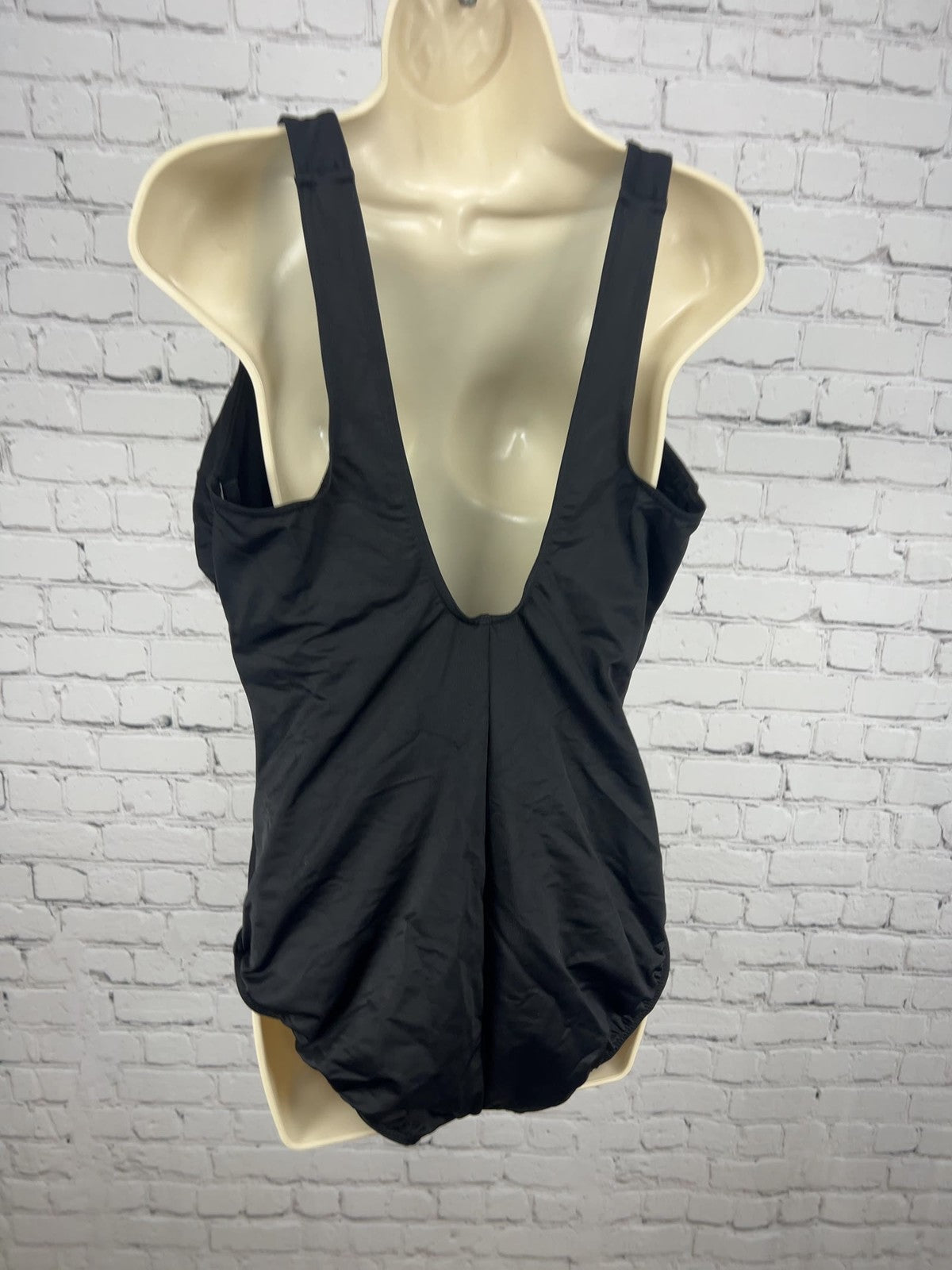 Miraclesuit Black Ruched High Neck One Piece Swimsuit Bathing Suit 16DDD