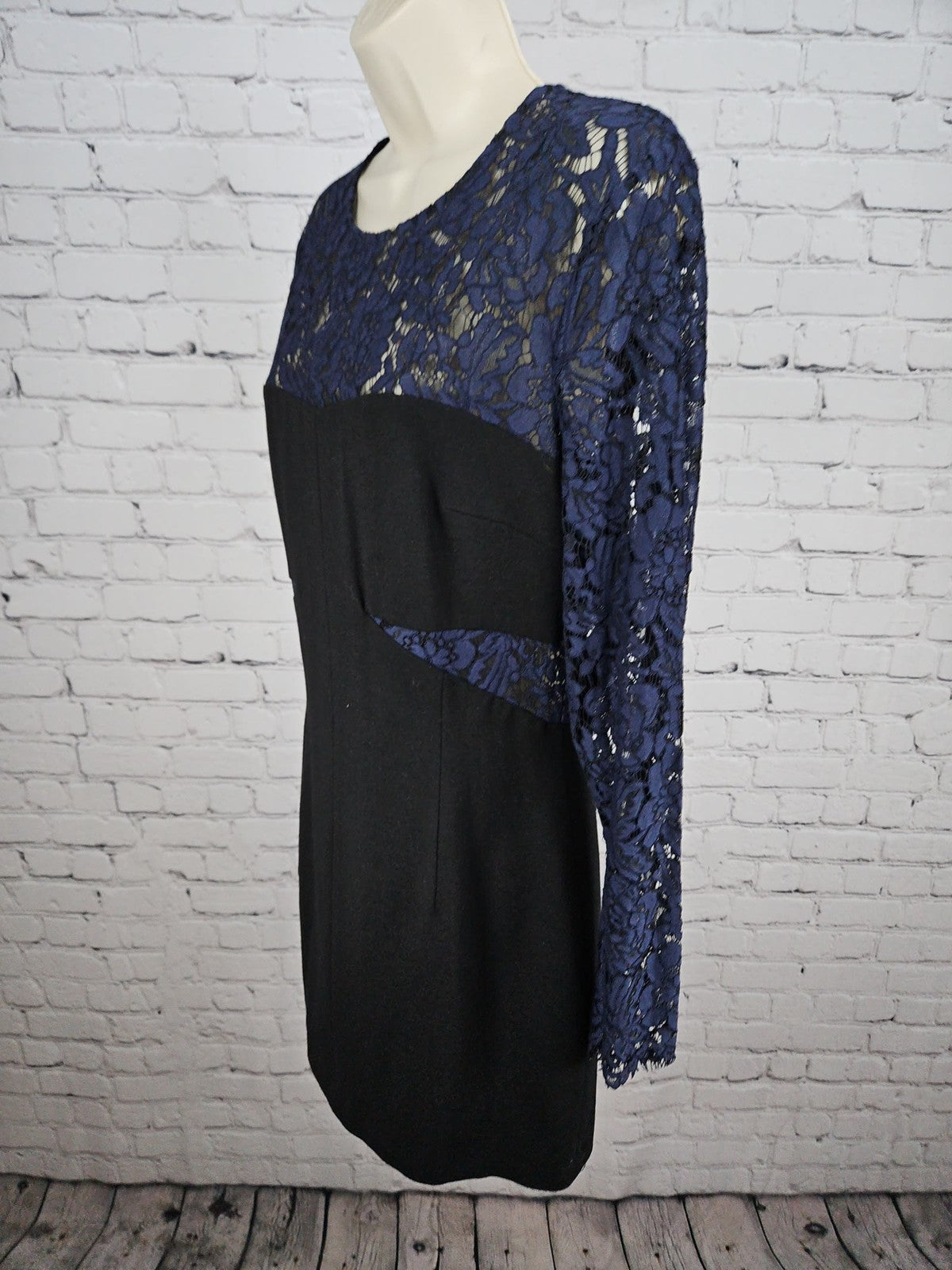 MSGM Navy Floral Lace Black Panel Long Sleeve Sheath Mini Dress IT 46