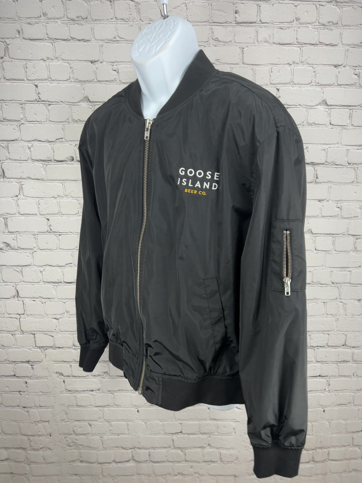 Goose Island Beer Co Black Embroidered Logo Full Zip Bomber Jacket Men's M