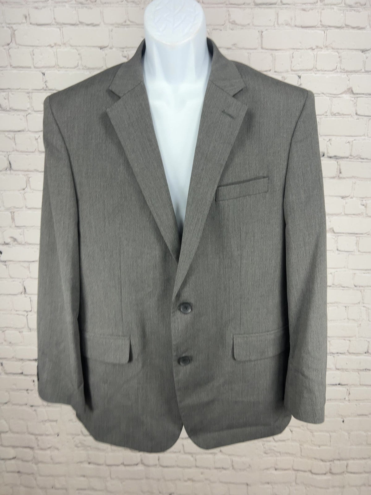 J.M. Haggar Gray Classic Fit 2 Button Single Vented Notch Blazer Sport Coat 44R