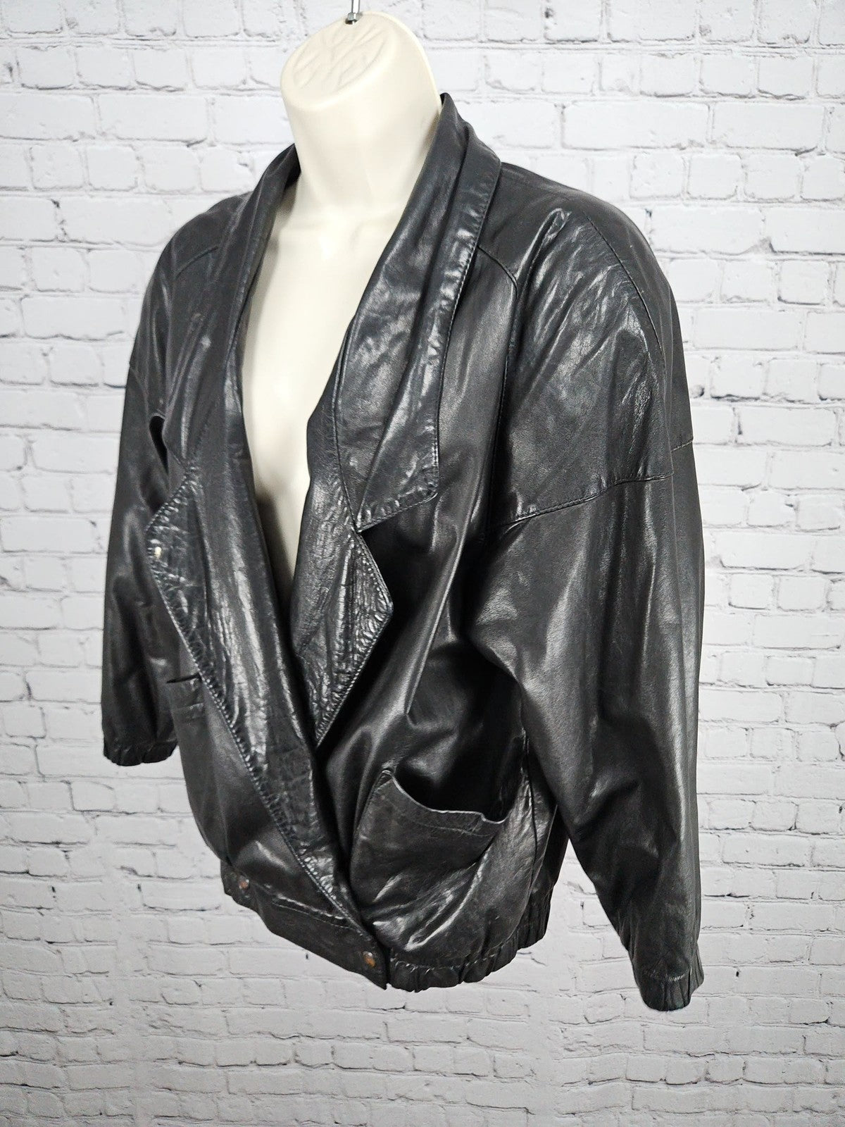 VTG Morgan Taylor Black Leather Asymmetric Shawl Collar Bomber Jacket Women's S