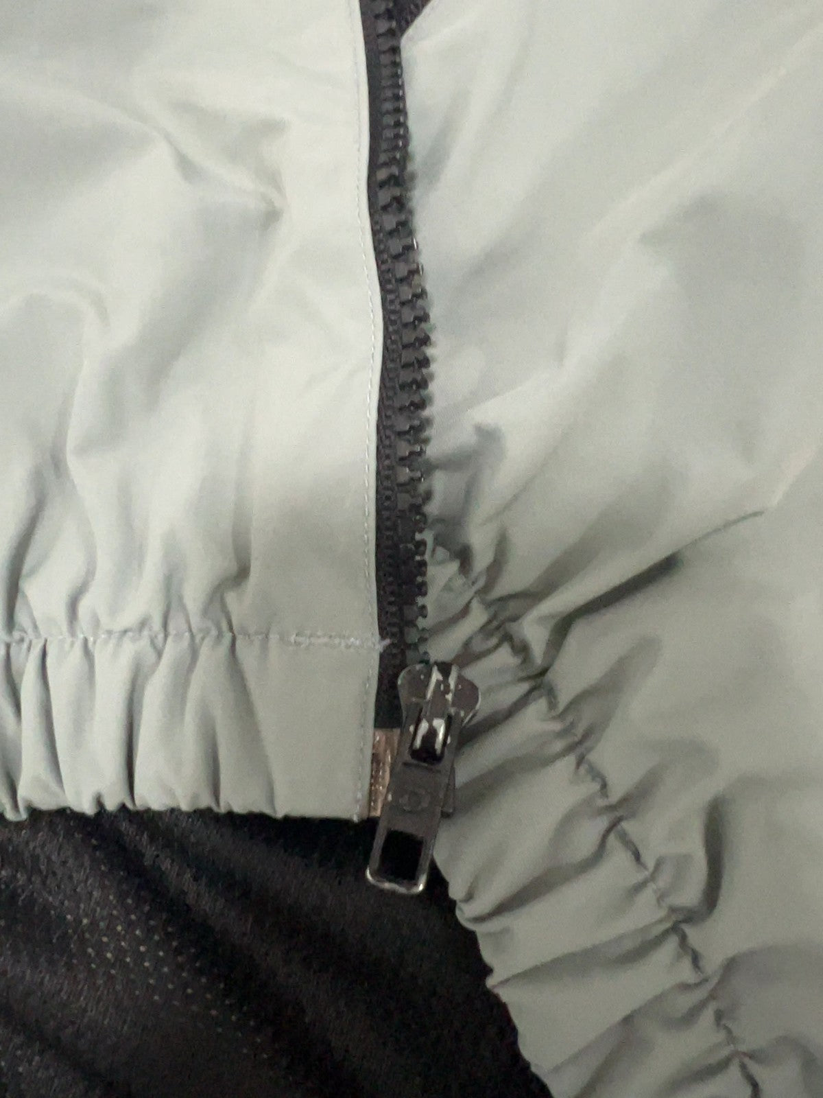US Army IPFU Gray Black Full Zip Nylon PT Windbreaker Jacket Small Regular