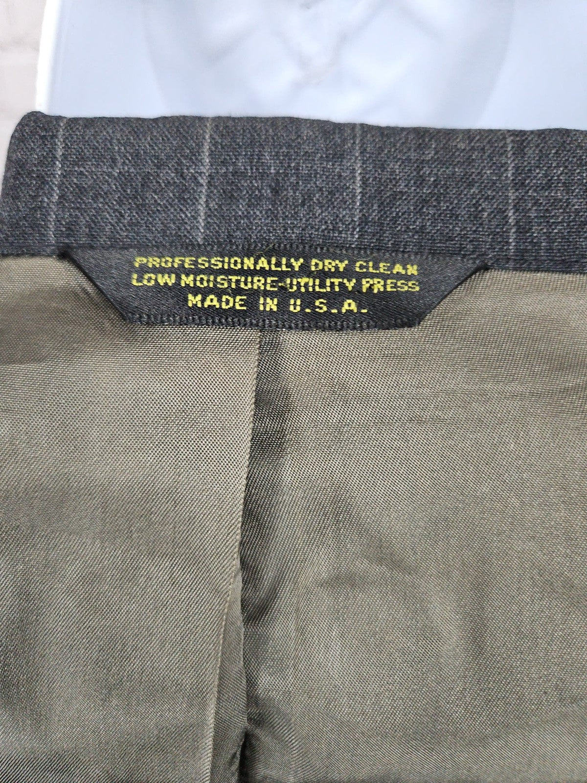 VTG Sturbridge Classics Gray Pinstripe 100% Wool 2 Button Blazer Sport Coat 46L