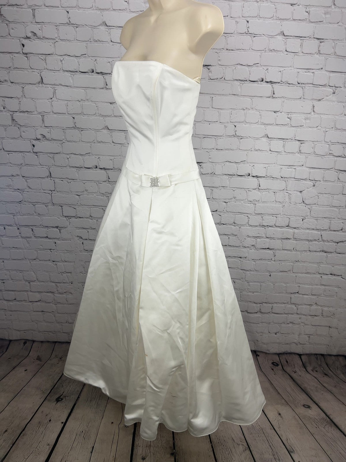 David's Bridal Galina Ivory Satin Strapless Drop Waist Wedding Dress 4