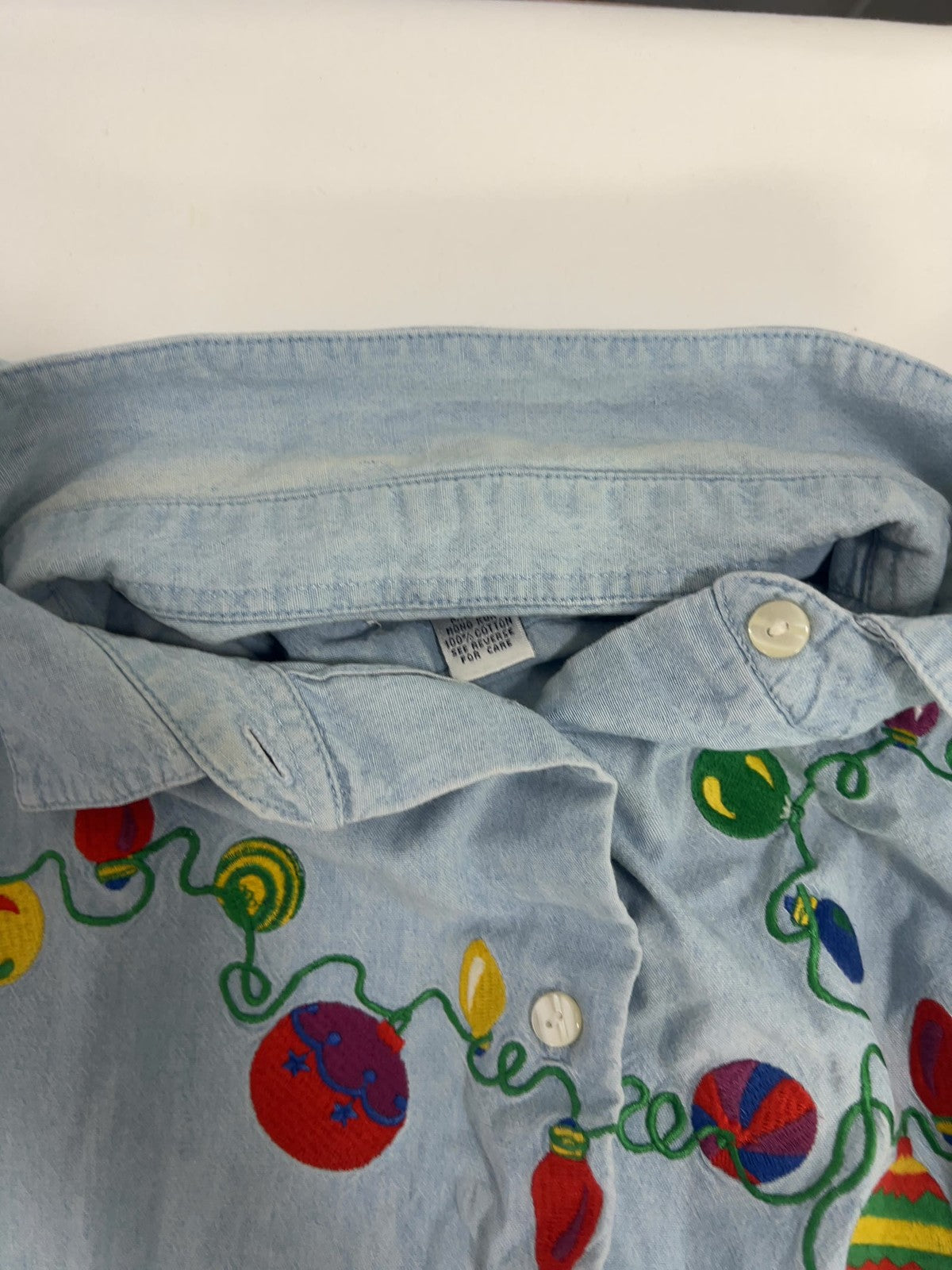 VTG Cambridge Sports Club Christmas Lights Embroidered Denim Shirt Women's L