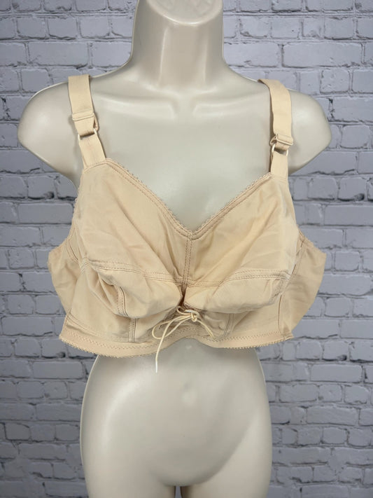 VTG May Mark Company Beige Front Lace Up Wireless Full Coverage Bra USA 44C