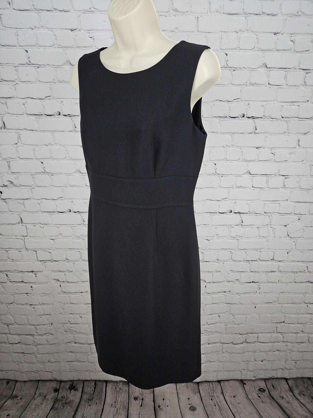Ann Taylor LOFT Black Sleeveless Banded Waist Lined Sheath Dress 4