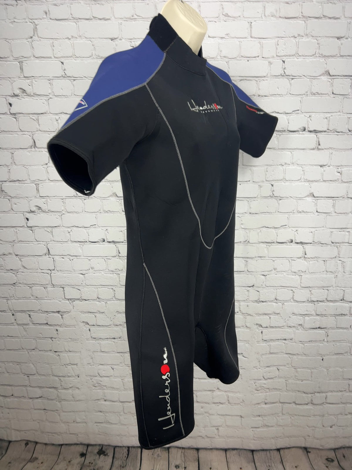 Henderson Thermoprene 3mm Black Blue Back Zip Shorty Wetsuit Mens L