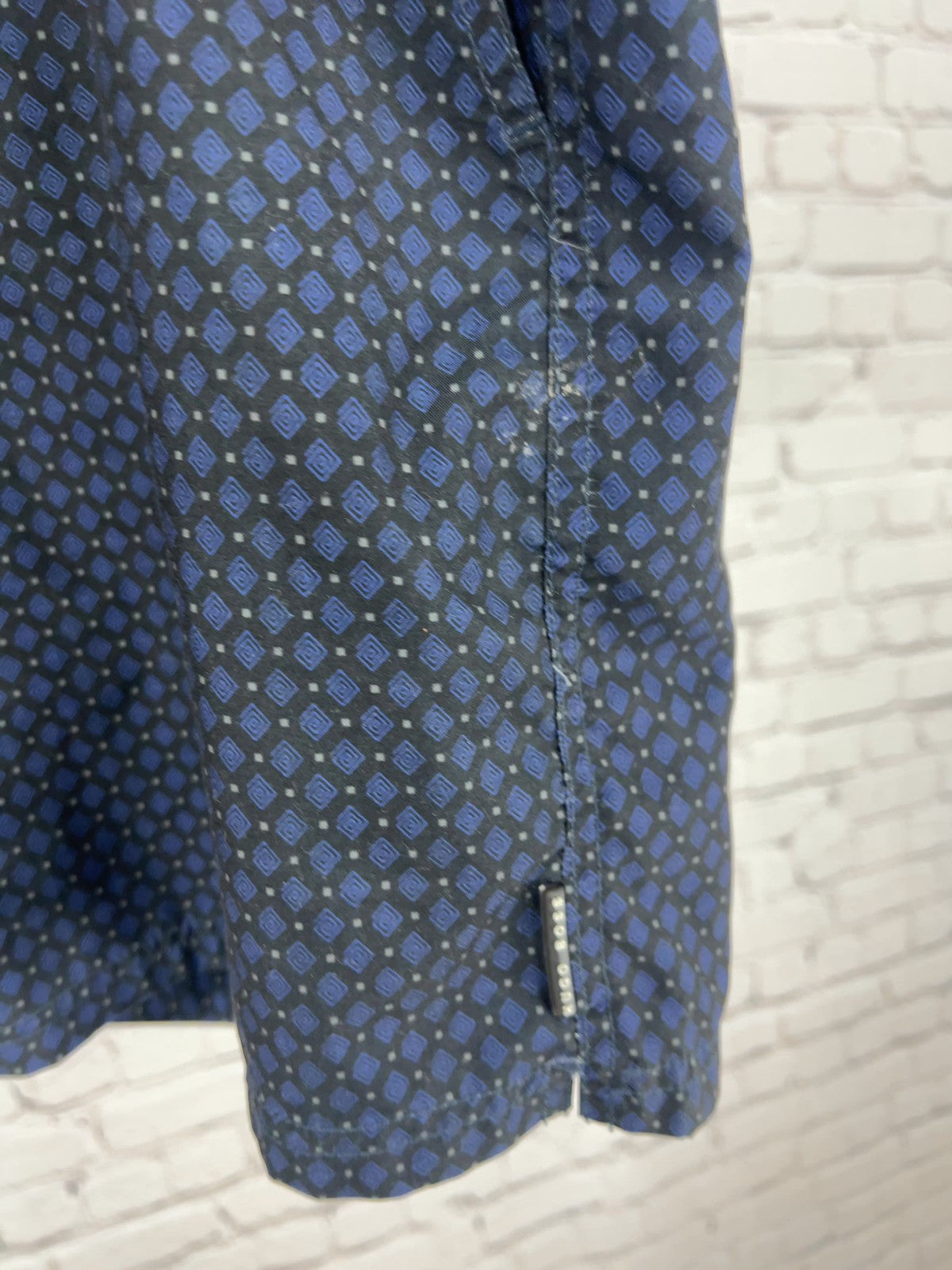 Hugo Boss Navy Geometric Print Side Tab Mesh Lined Swim Trunks L (36X5.5)