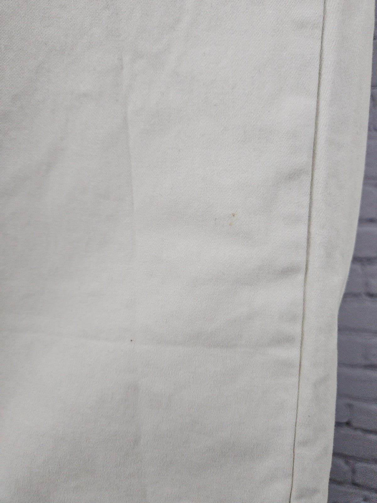 Tommy Hilfiger Classic Fit Stone Stretch Chino Pants Men's 42 (43X31)