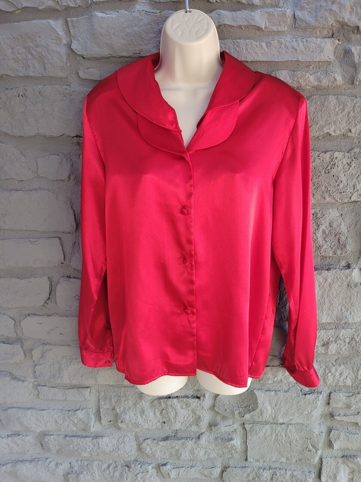 KB Lawrence Crystal Rose Vintage Red Padded Button Up Shirt Long Sleeve Size 8
