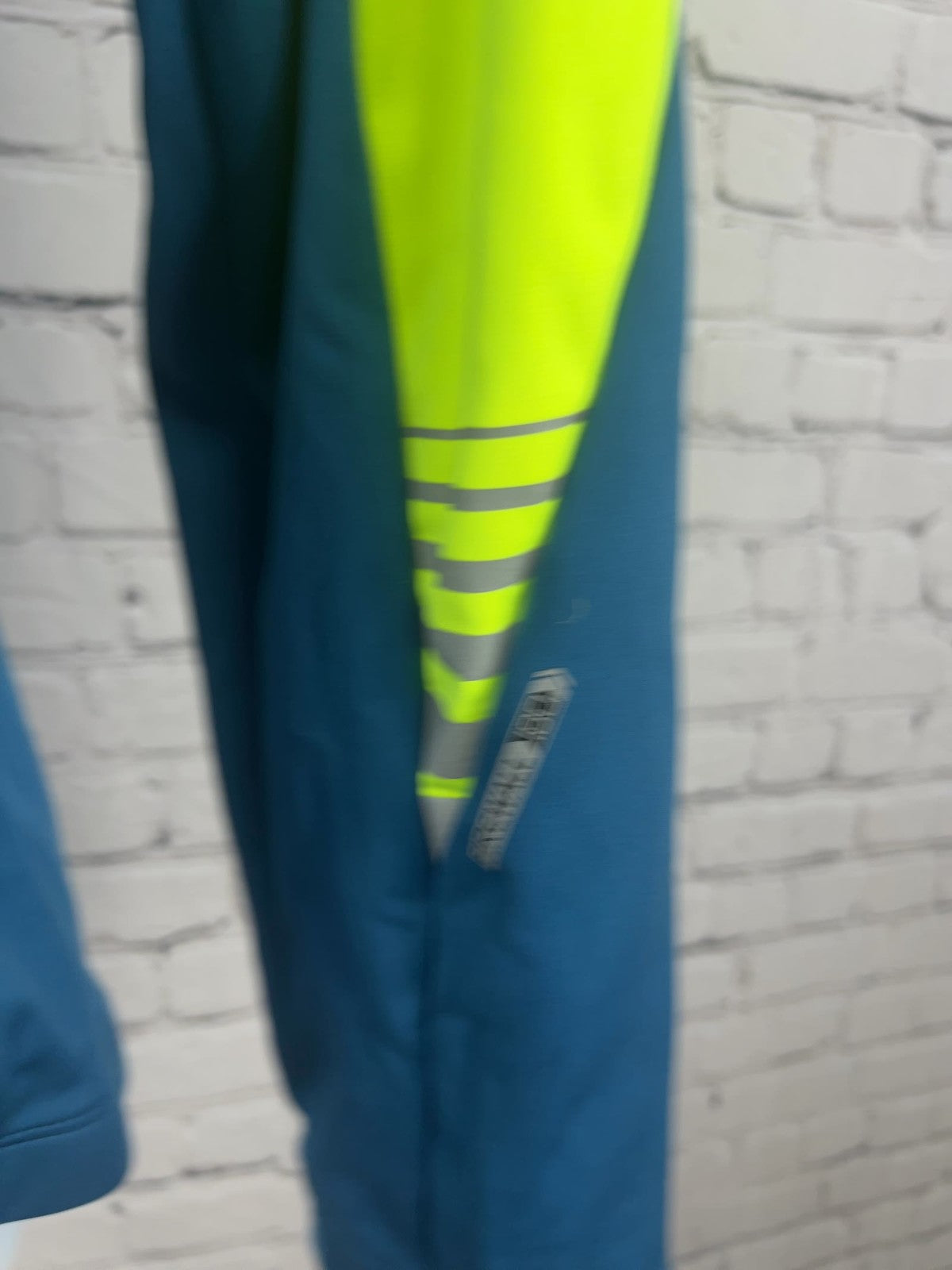 Sugoi RS 180 Neon Yellow Teal Reflective Full Zip Men's Cycling Jacket L