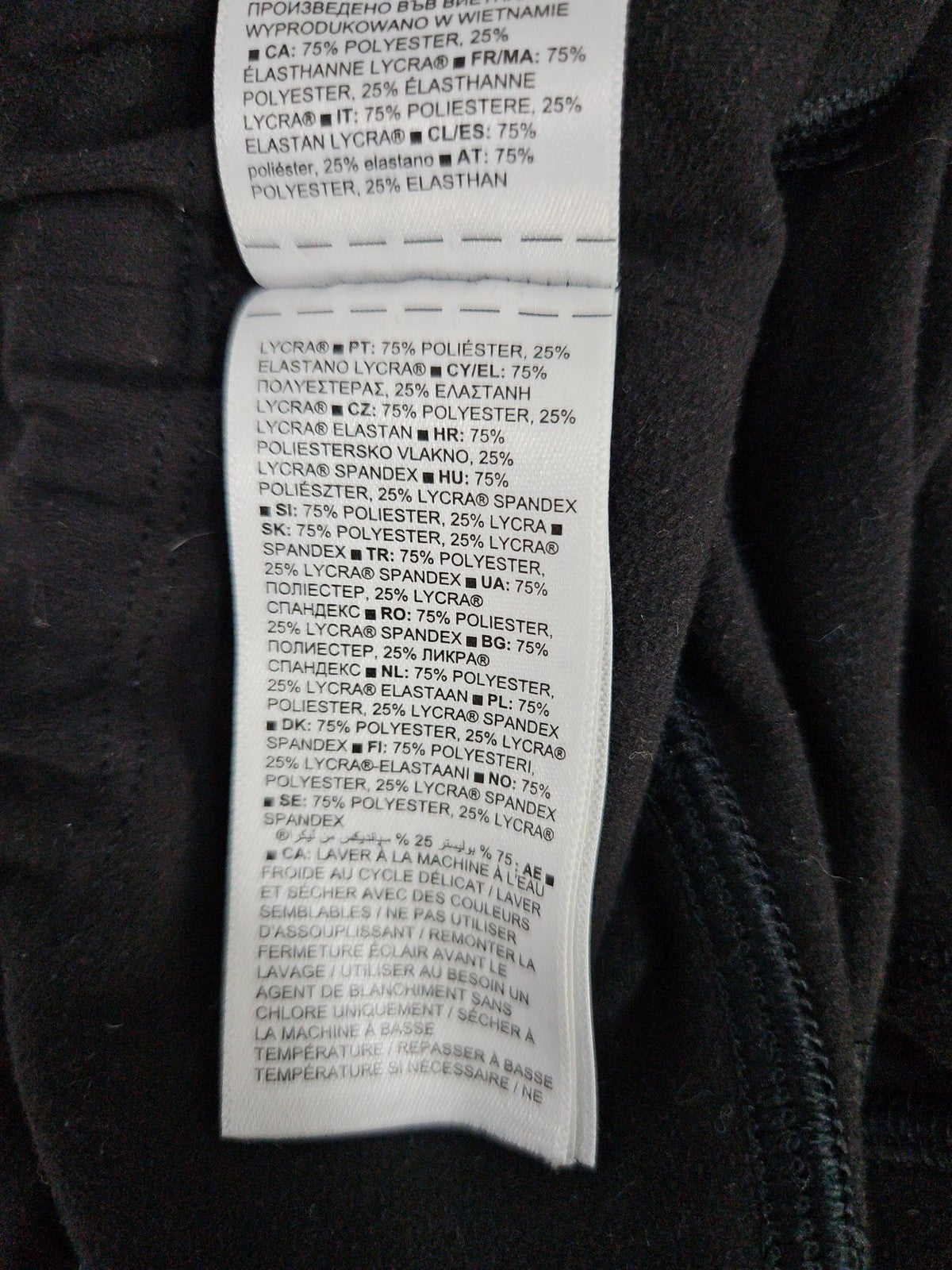 Athleta Rainier Tight Black Zip Pocket Running Leggings Women's L