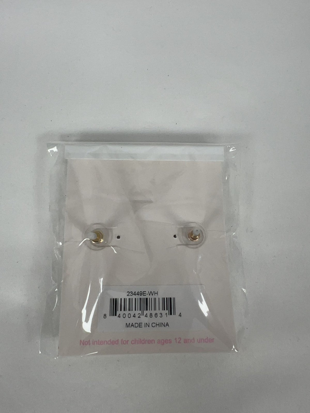 NWOT Canvas Style White Gold Tone Enamel Nautical Anchor Stud Earrings 1in