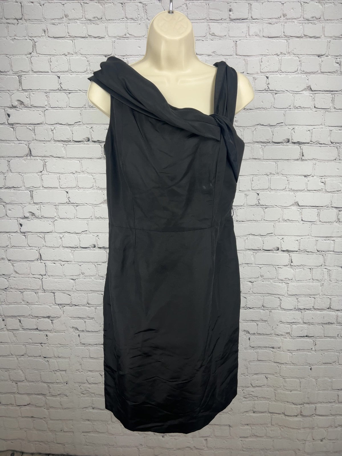 Rickie Freeman Teri Jon Black 100% Silk Twist Neck Sheath Dress 8