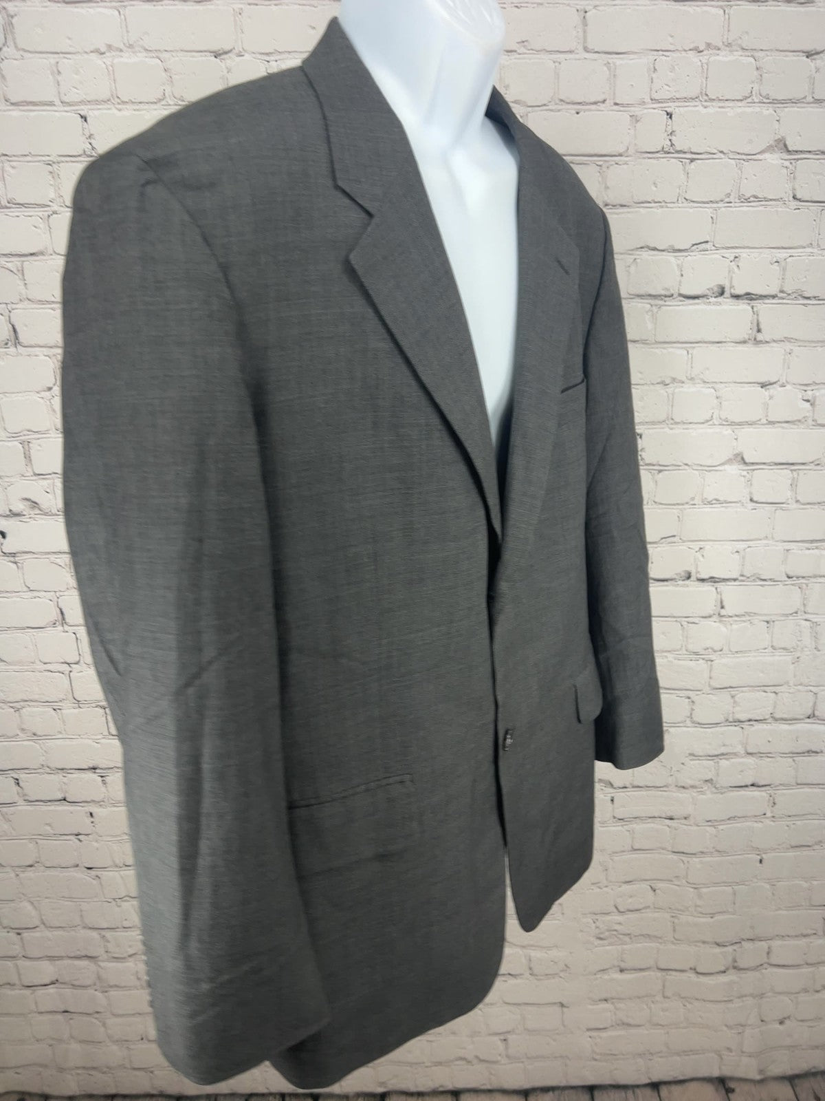 Turnbury Gray 100% Wool 2 Button Single Vented Notch Blazer Sport Coat 44S