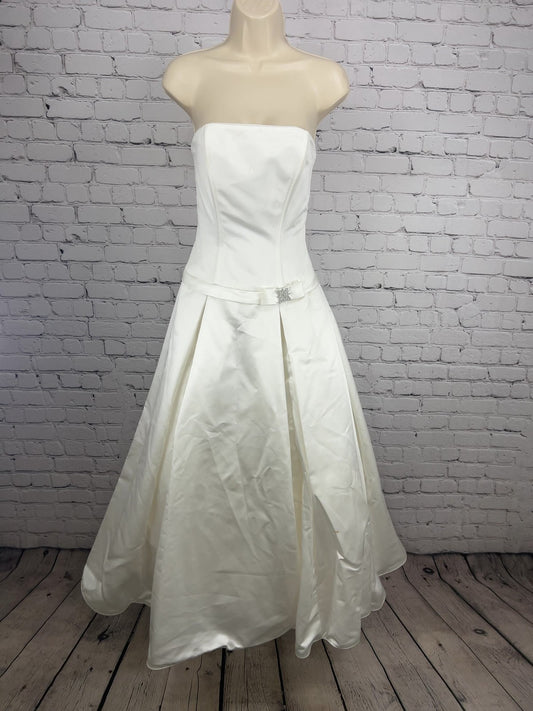 David's Bridal Galina Ivory Satin Strapless Drop Waist Wedding Dress 4