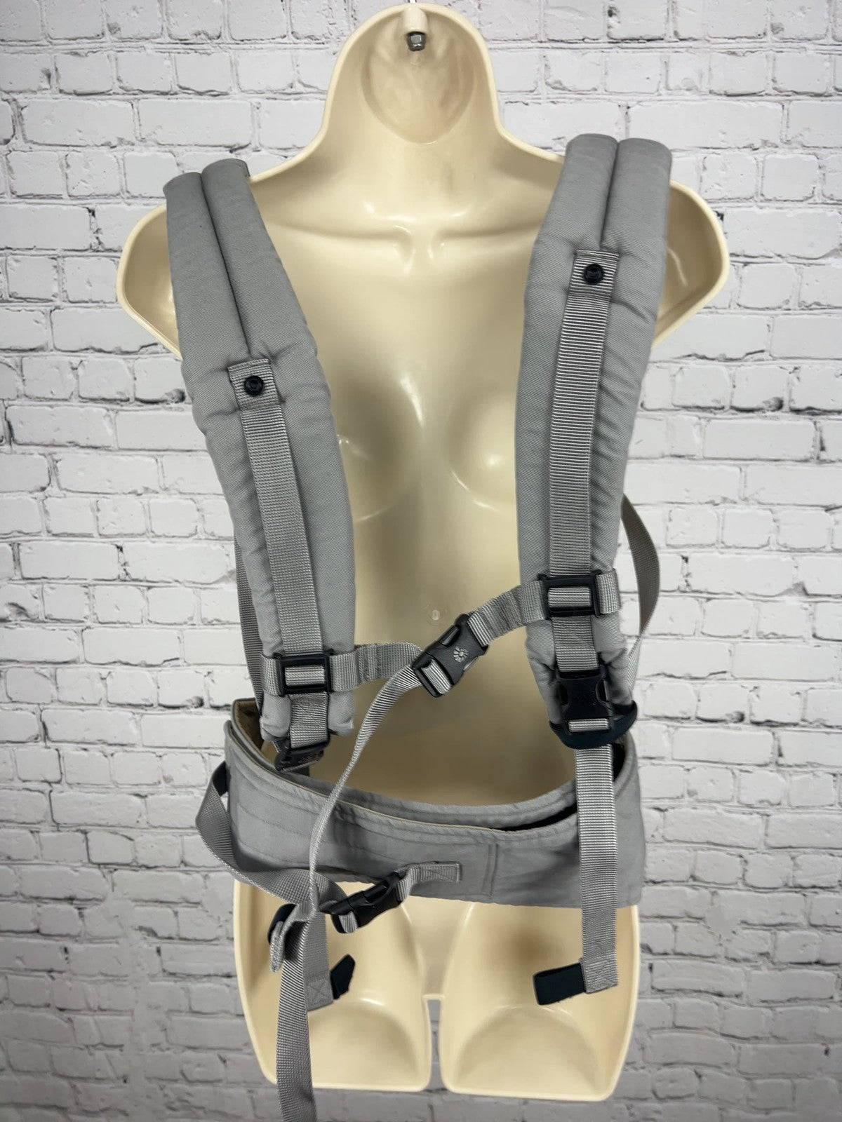 Ergobaby Four Position 360 Grey Beige Cotton Baby Carrier 12-33 lbs