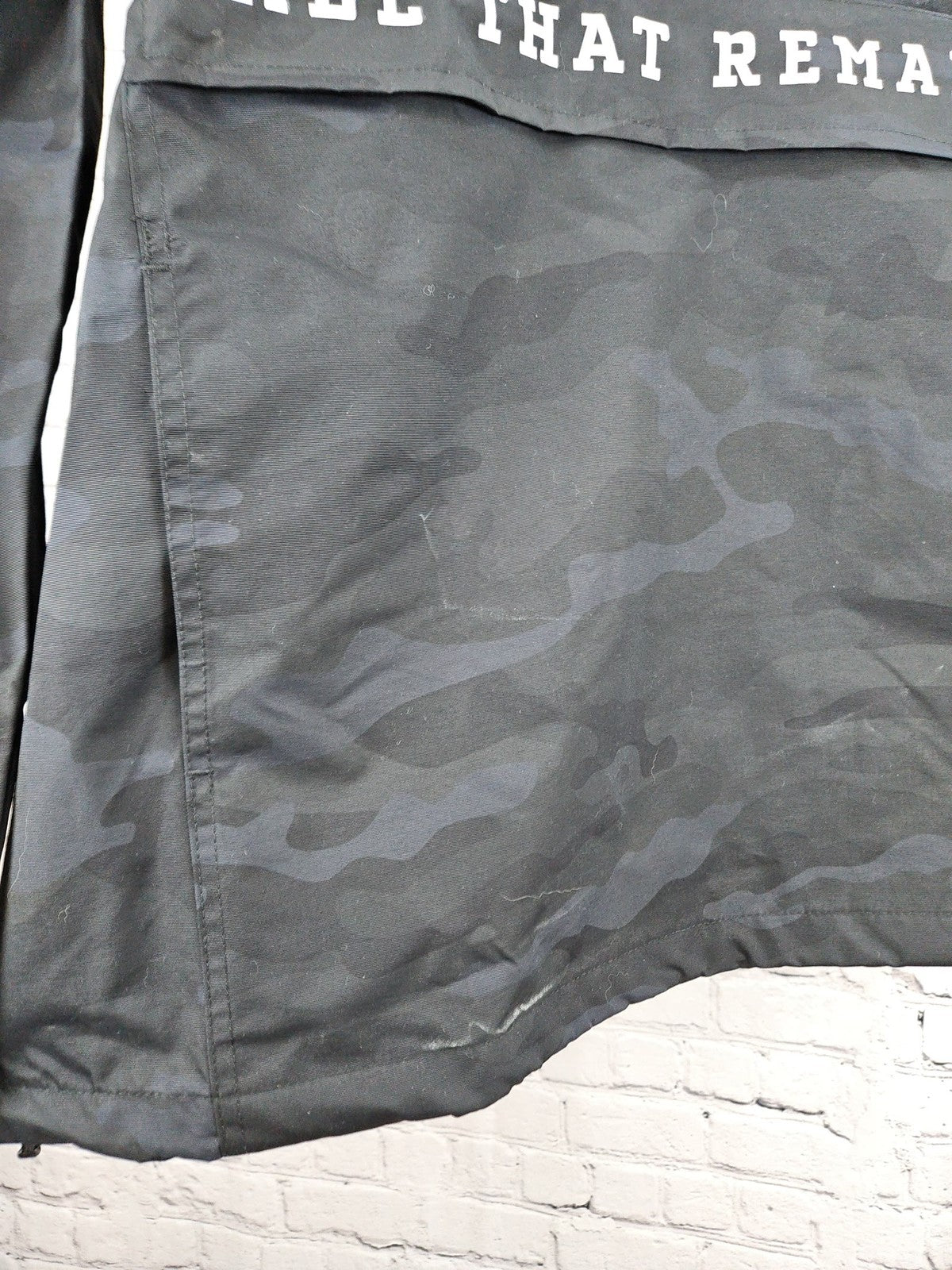 All That Remains Black Camo Band Anorak Hooded Half Zip Windbreaker Jacket L
