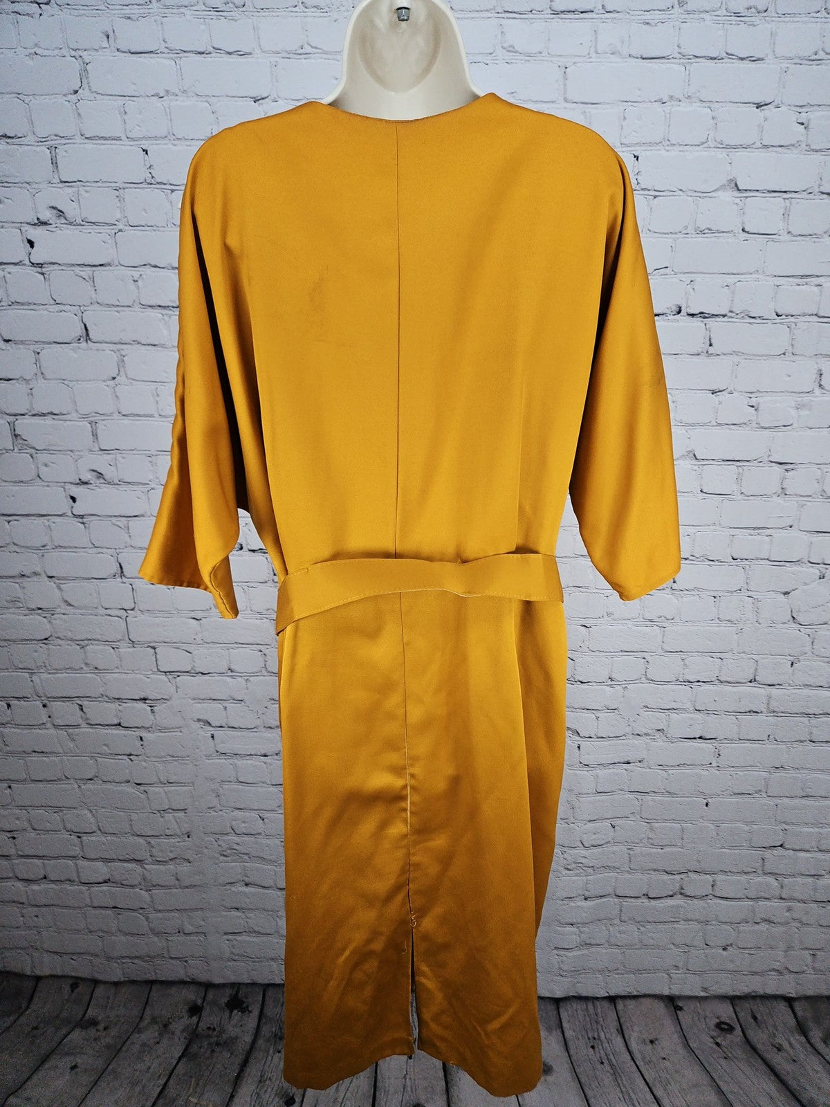 VTG Positive Influence Mustard Dolman Sleeve Belted Midi Dress Women's 16W
