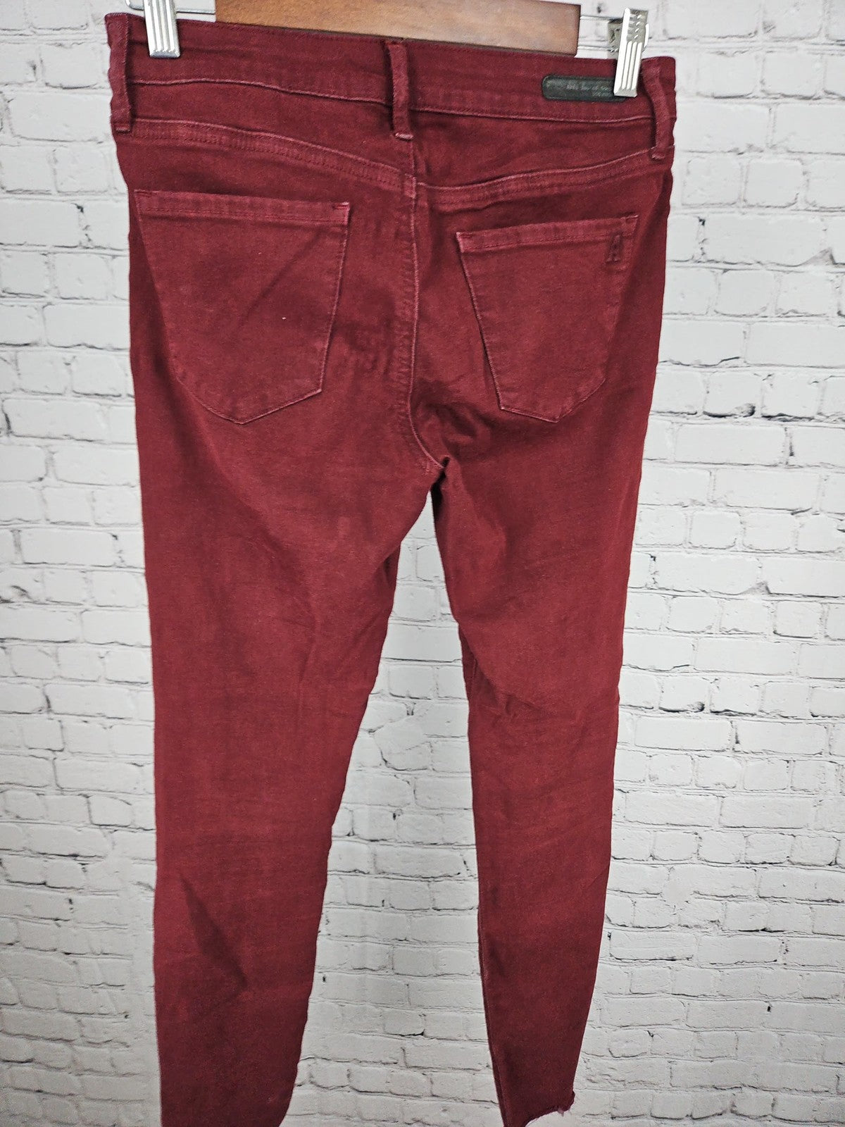 Articles of Society Burgundy Raw Hem Skinny Women's Denim Jeans 27 (28X30)