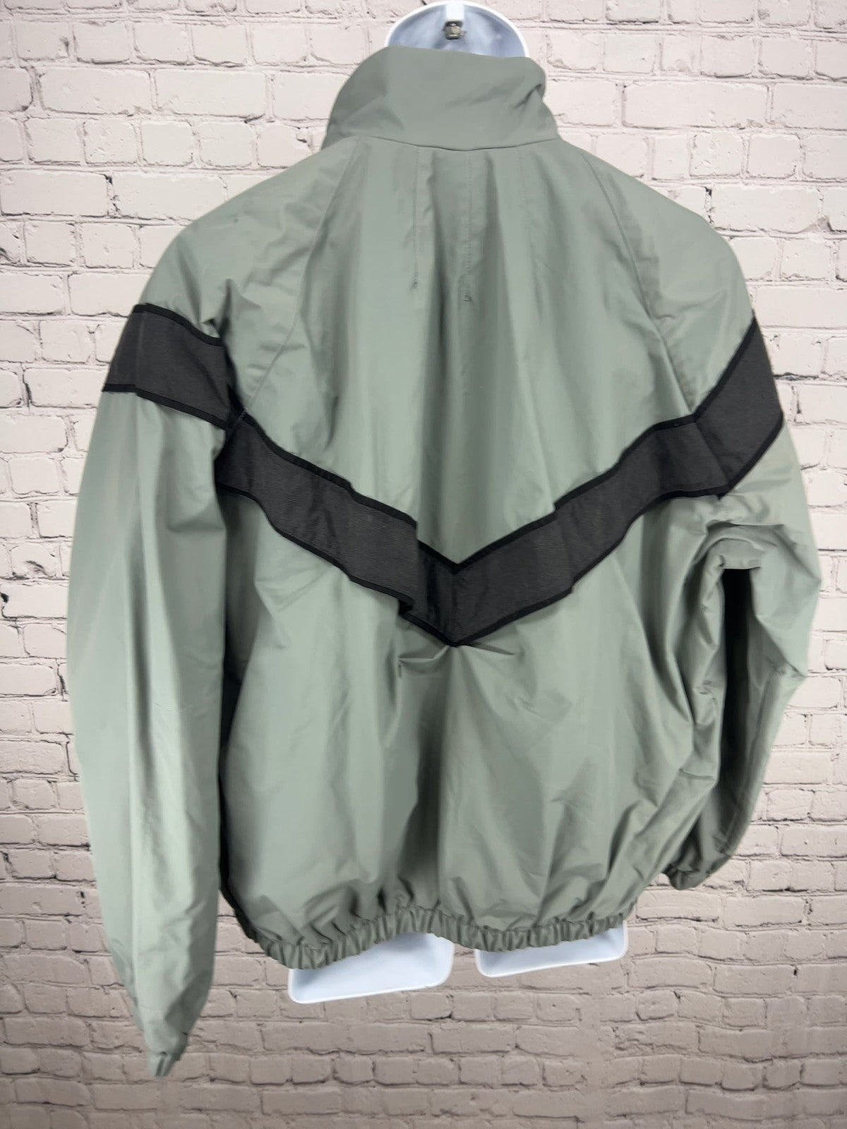 US Army IPFU Gray Black Full Zip Nylon PT Windbreaker Jacket Small Regular