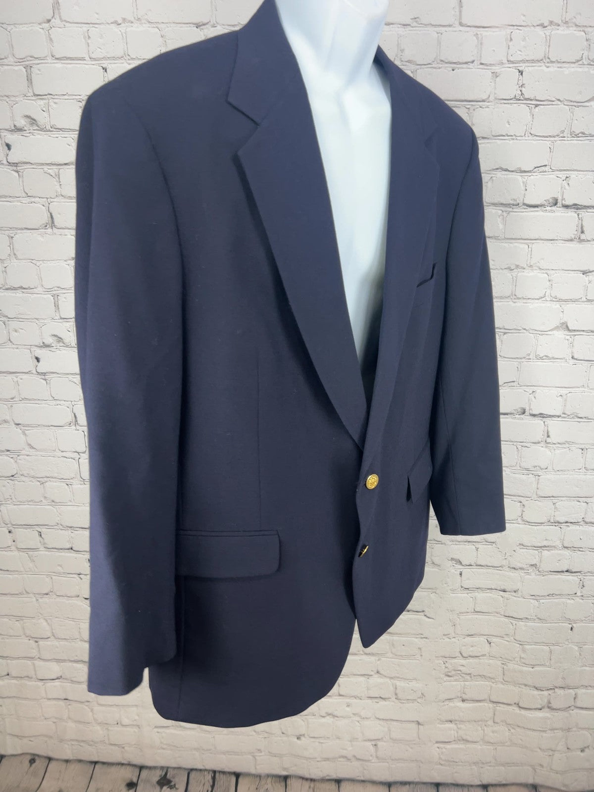 VTG John Clarendon Navy 100% Wool Gold Button 2 Button Blazer Sport Coat USA 48