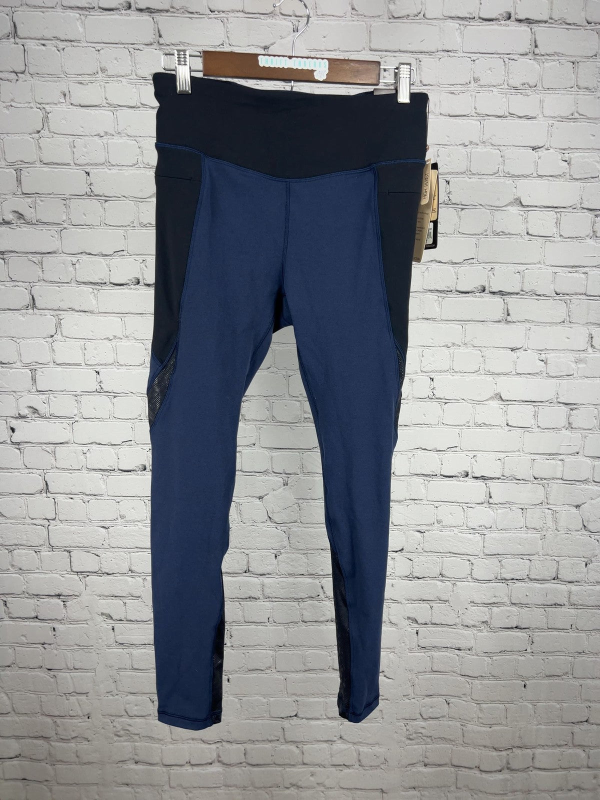 NWT Calia Carrie Underwood Navy Black Zip Pocket High Waist Leggings M