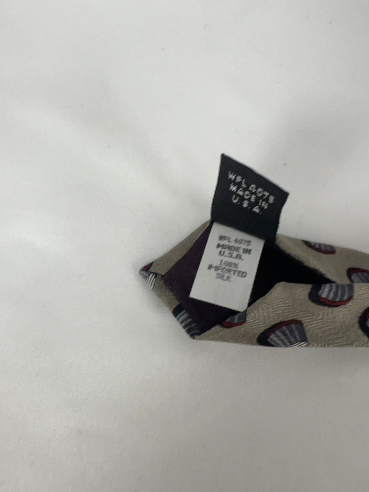 VTG Oscar de la Renta Taupe Gray Burgundy Geometric 100% Silk Neck Tie USA