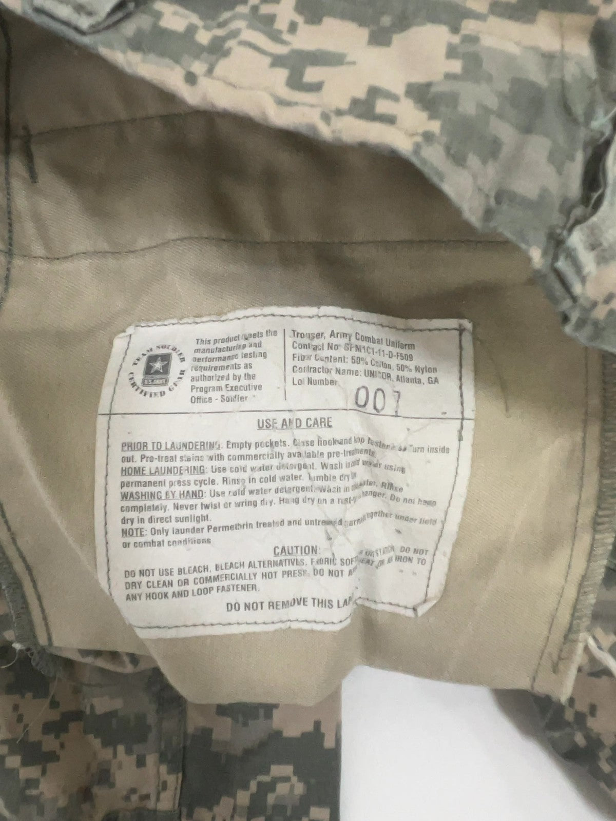 US Army ACU Digital Camo Combat Uniform Coat Pants Set Small X-Short (30X27.5)