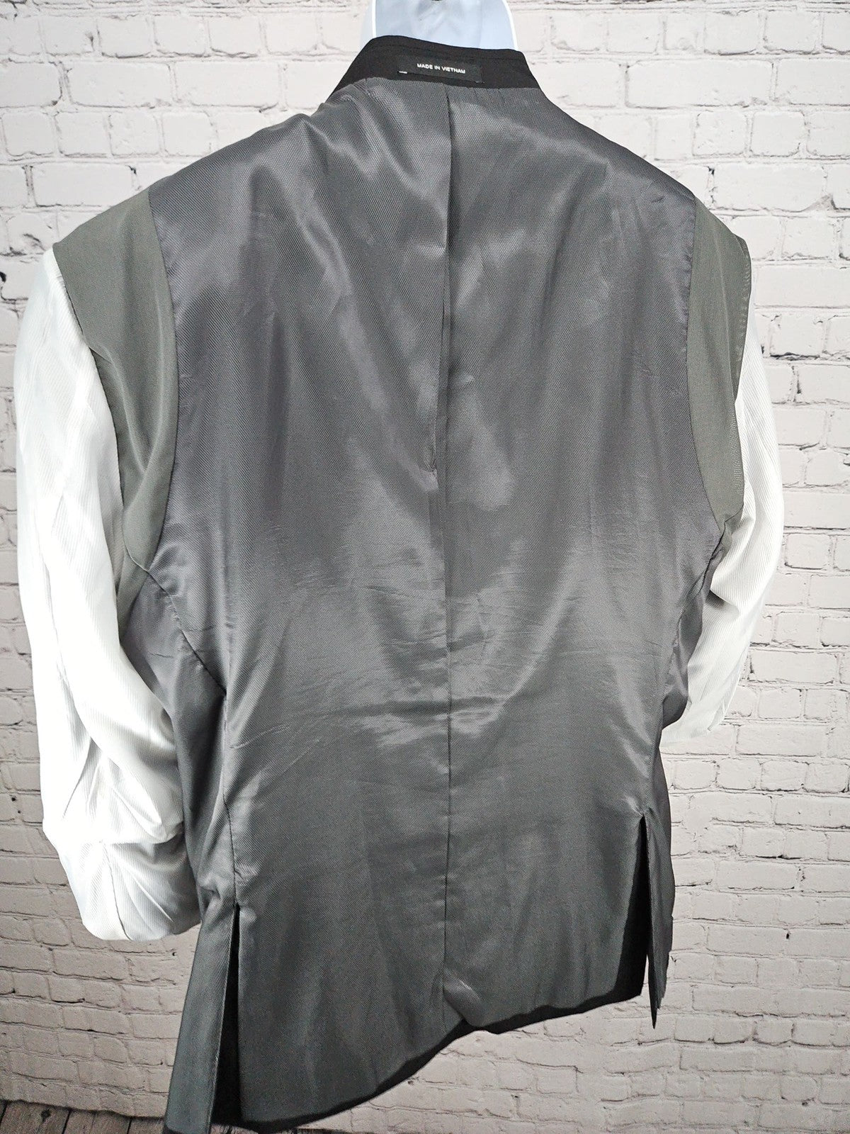 Awearness Kenneth Cole Black Wool Blend Slim 2 Button Blazer Sport Coat 48L