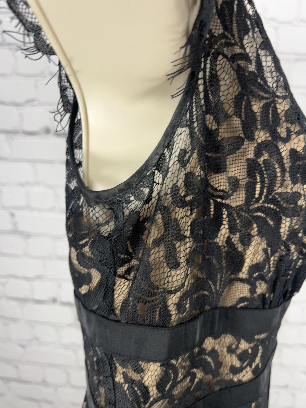 LOFT Black Nude Lace Cap Sleeve V Neck Satin Trim Lined Midi Dress 6P