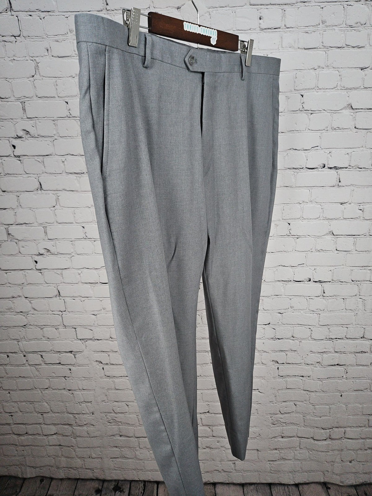 Jos A Bank 1905 Light Gray 100% Wool Flat Front Dress Pants 40R