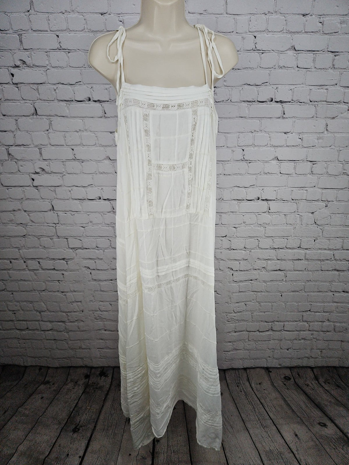 Urban Outfitters Ivory Crochet Lace Pintuck Tie Strap Maxi Dress L