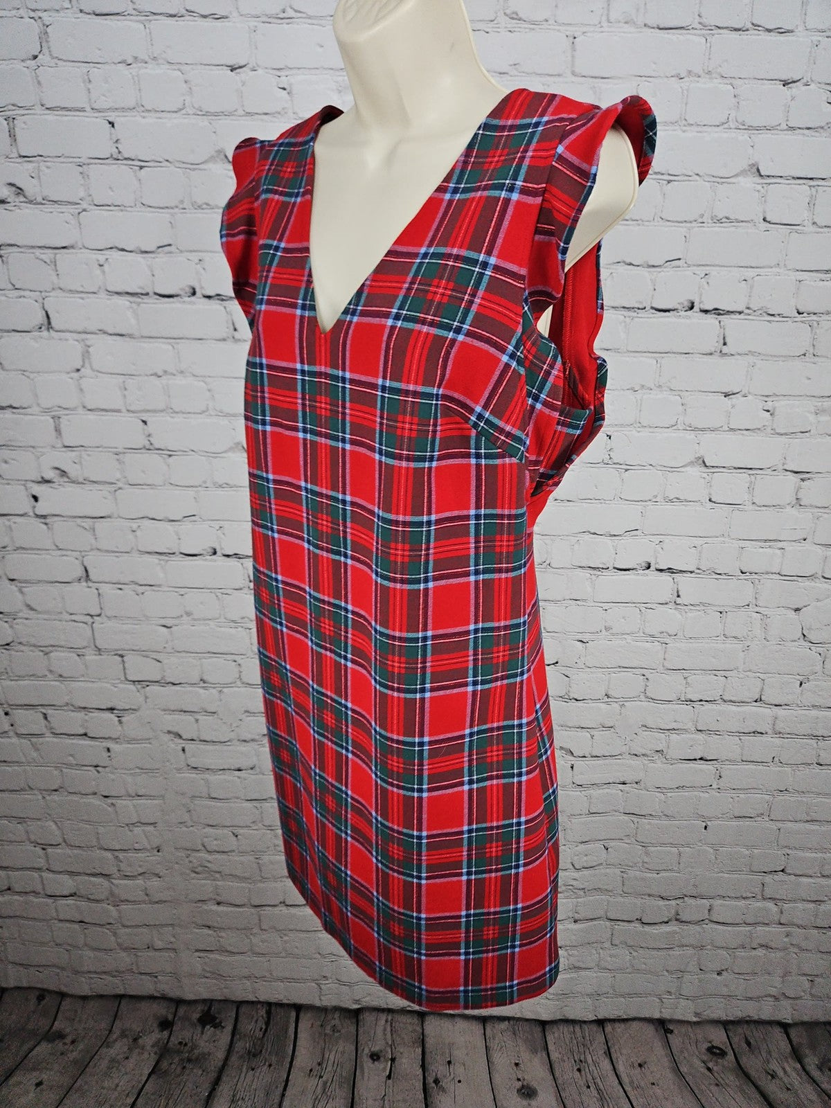 NWD Vineyard Vines Red Tartan Plaid Ruffle V Neck Lined Shift Dress Women's 10