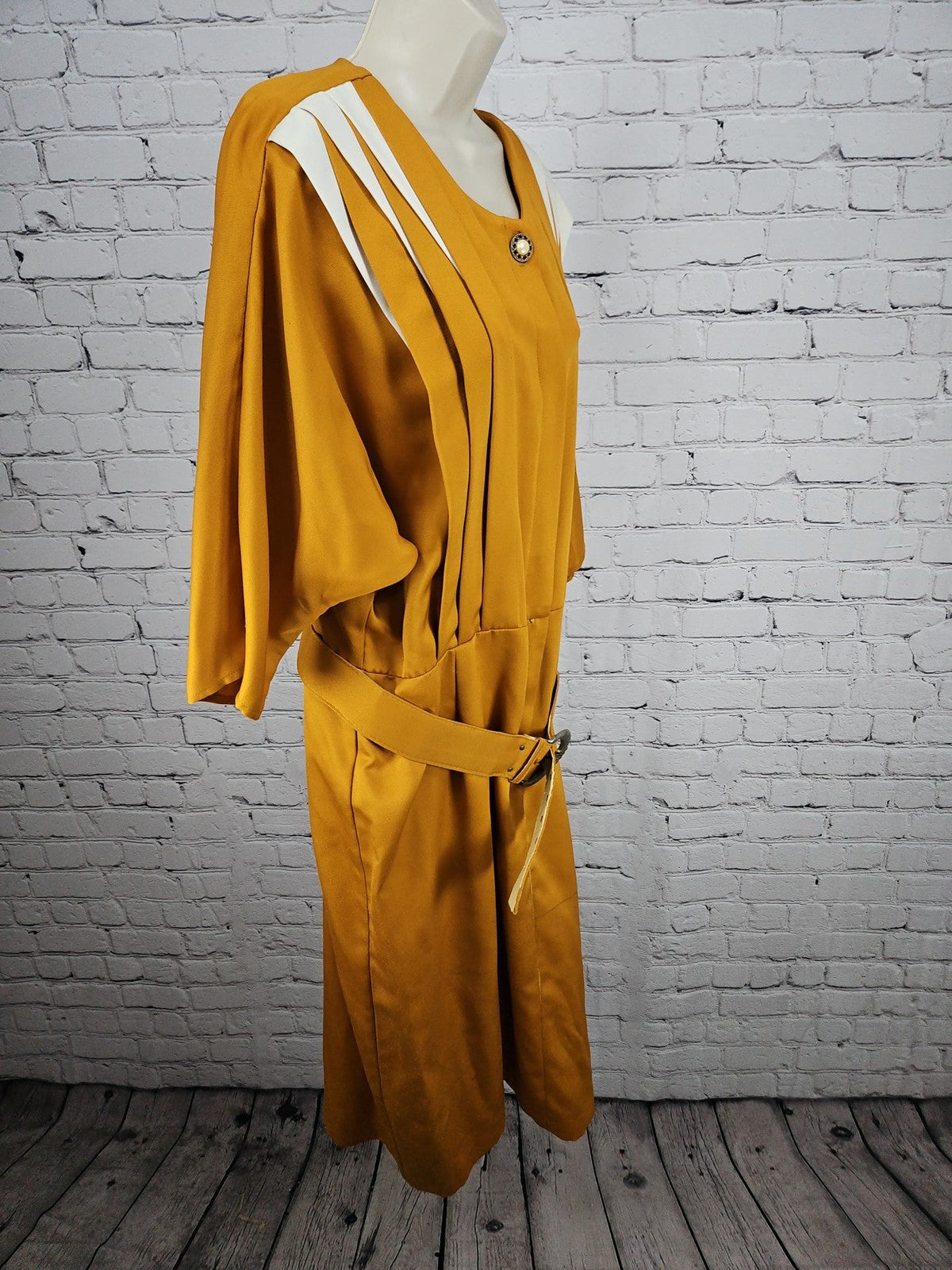 VTG Positive Influence Mustard Dolman Sleeve Belted Midi Dress Women's 16W
