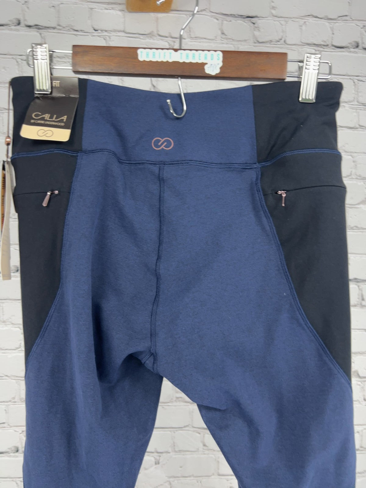 NWT Calia Carrie Underwood Navy Black Zip Pocket High Waist Leggings M