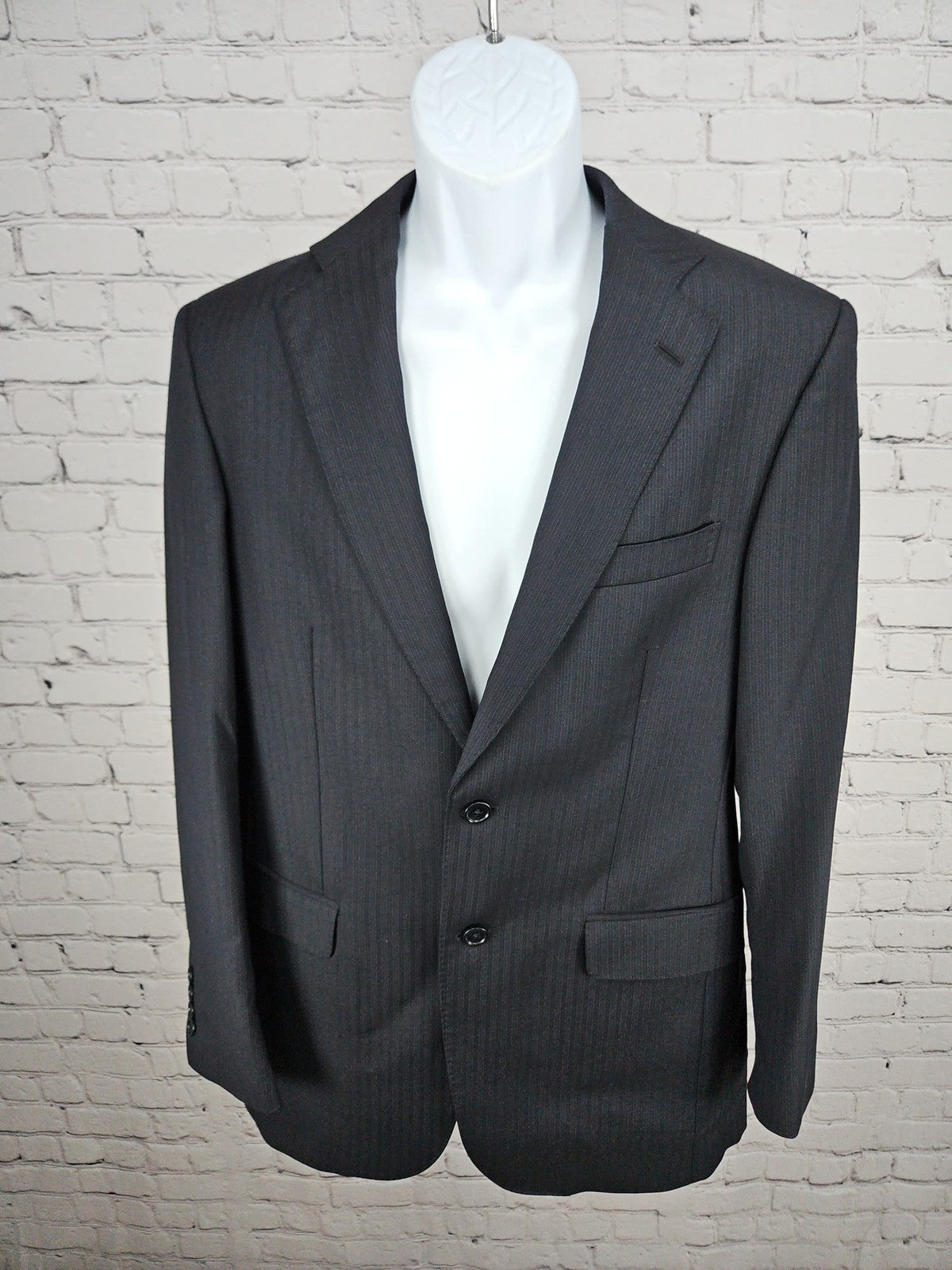 Brooks Brothers 1818 Regent Charcoal Pinstripe Wool 2 Button Sport Coat 38R