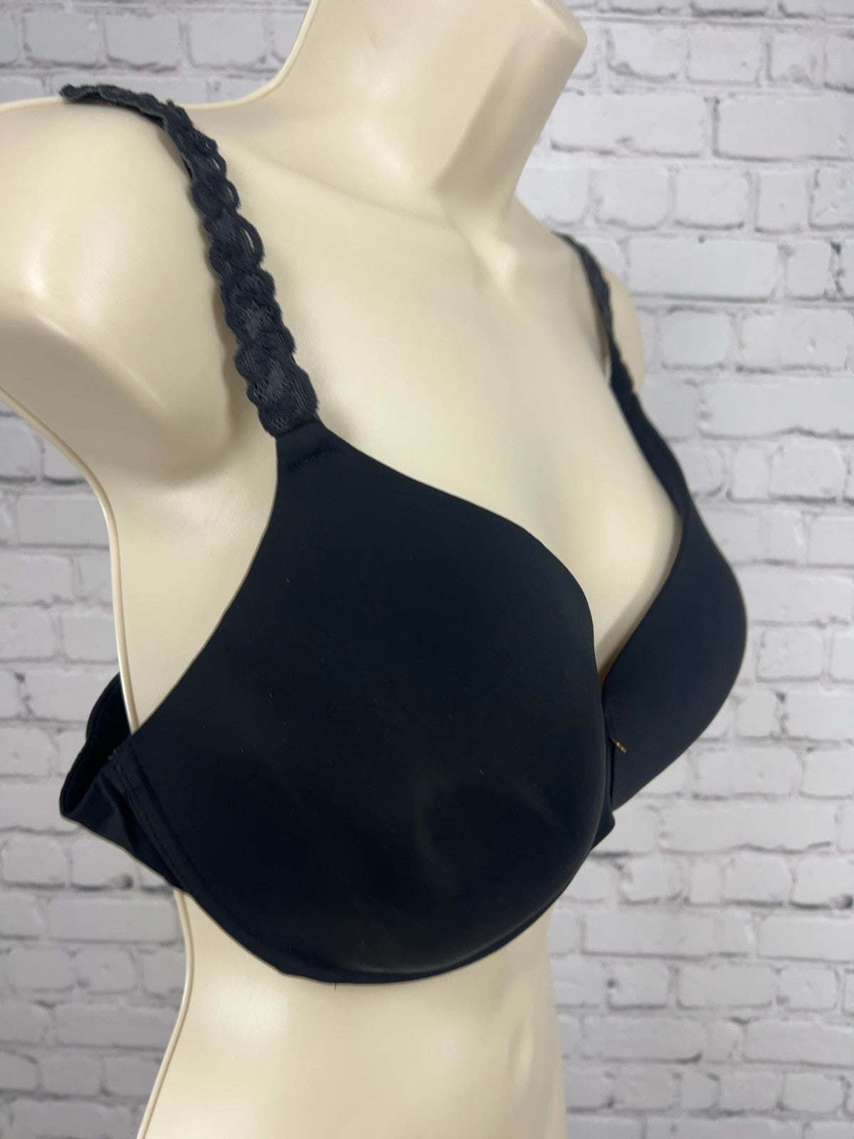 Natori Black Smooth Molded Cup Underwire Lace Strap T-Shirt Bra 38DDD
