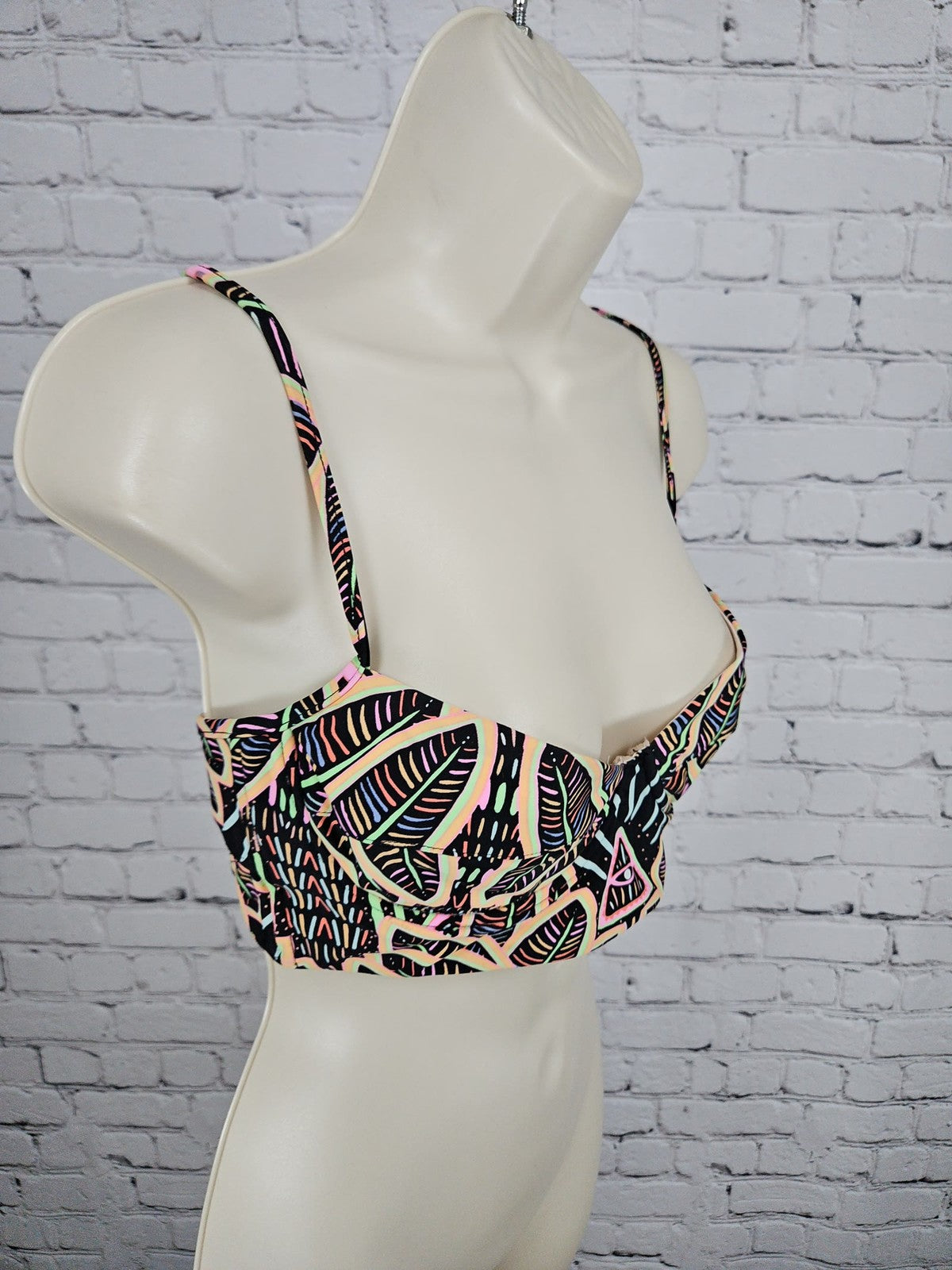 Mara Hoffman Swim Black Neon Leaf Print Underwire Bikini Top Size S