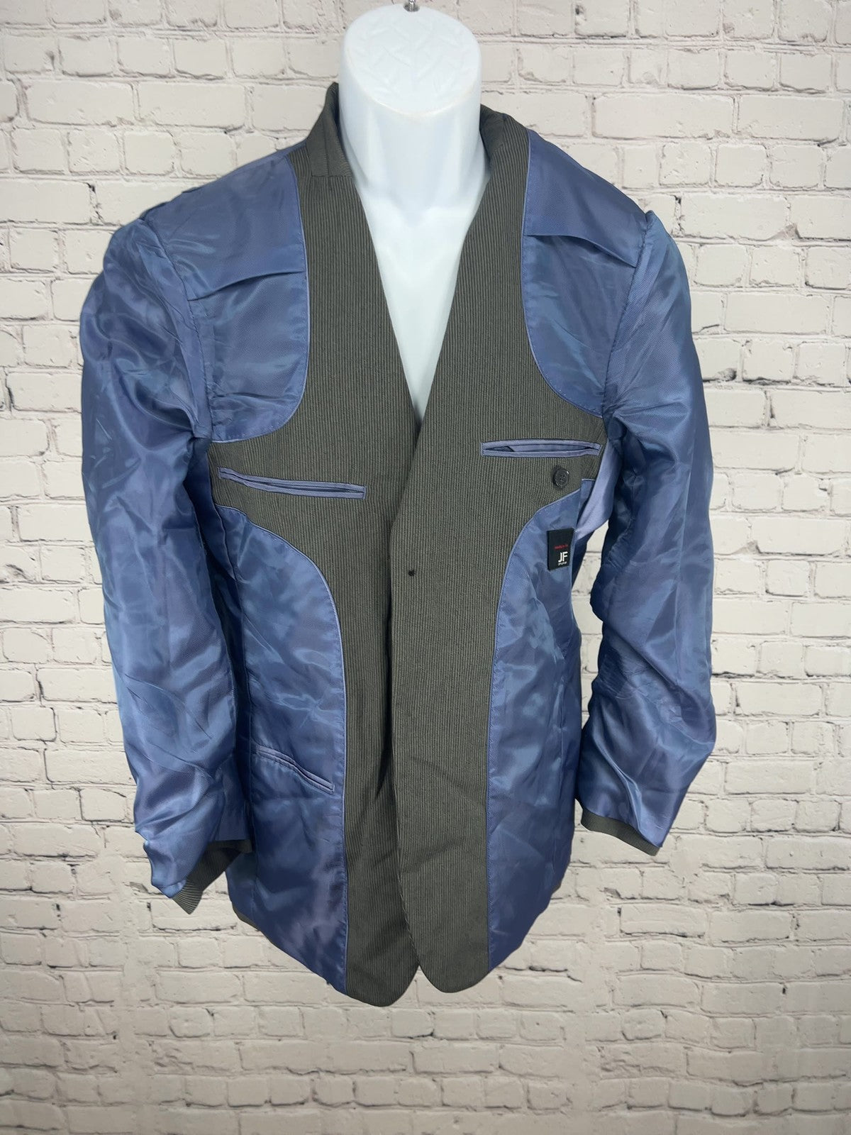 J Ferrar Gray Pinstripe Modern Fit 2 Button Notch Blazer Sport Coat 34S