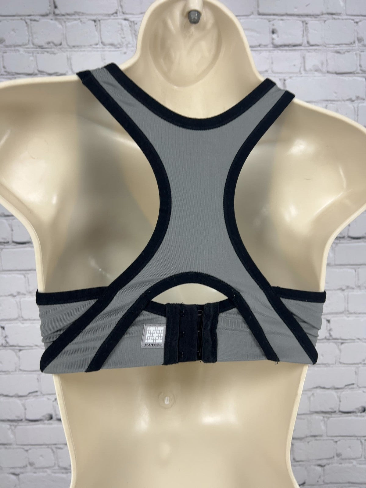 Natori Gray Black Trim Racerback Wireless Contour Sports Bra 32C