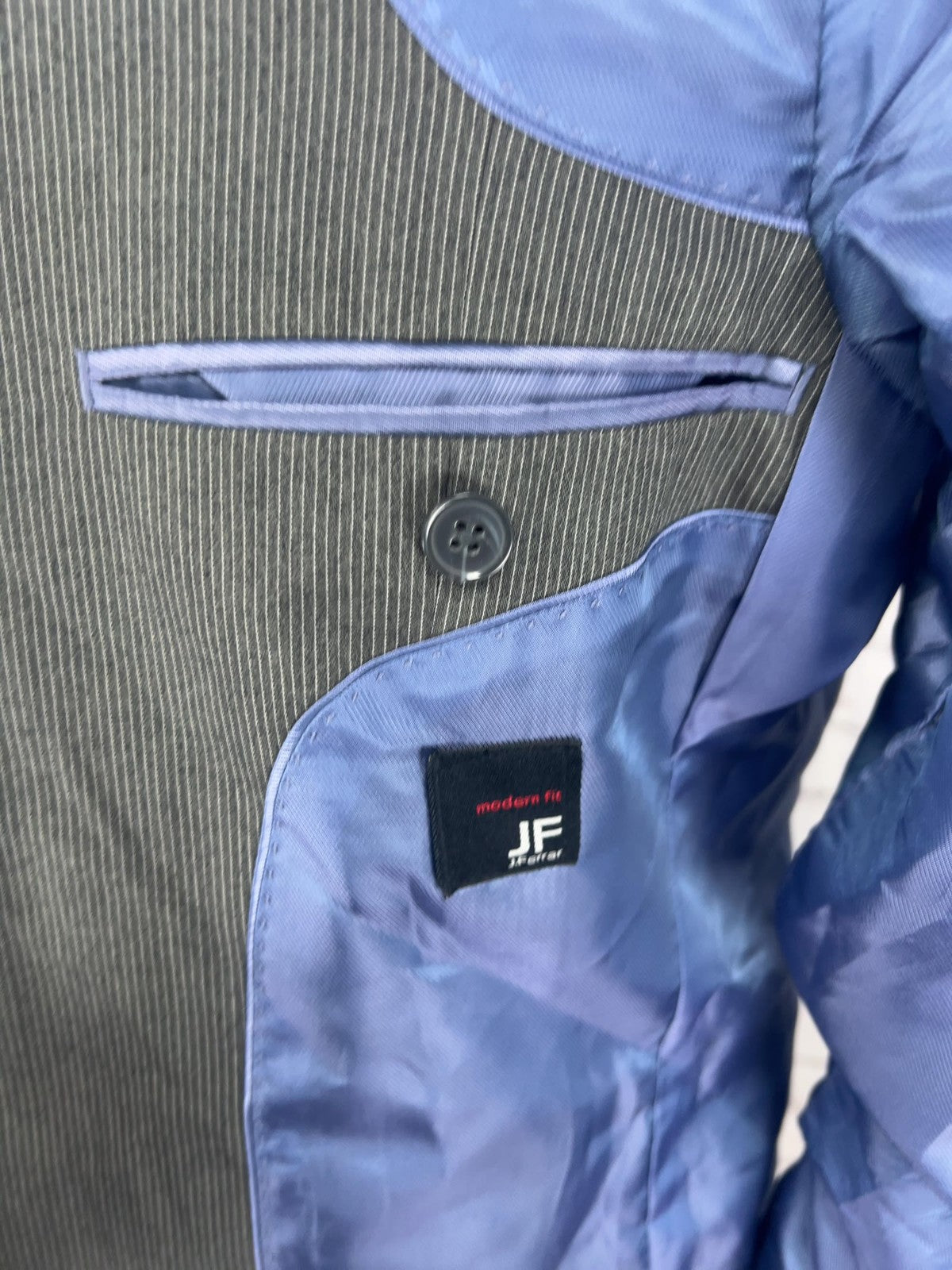 J Ferrar Gray Pinstripe Modern Fit 2 Button Notch Blazer Sport Coat 34S