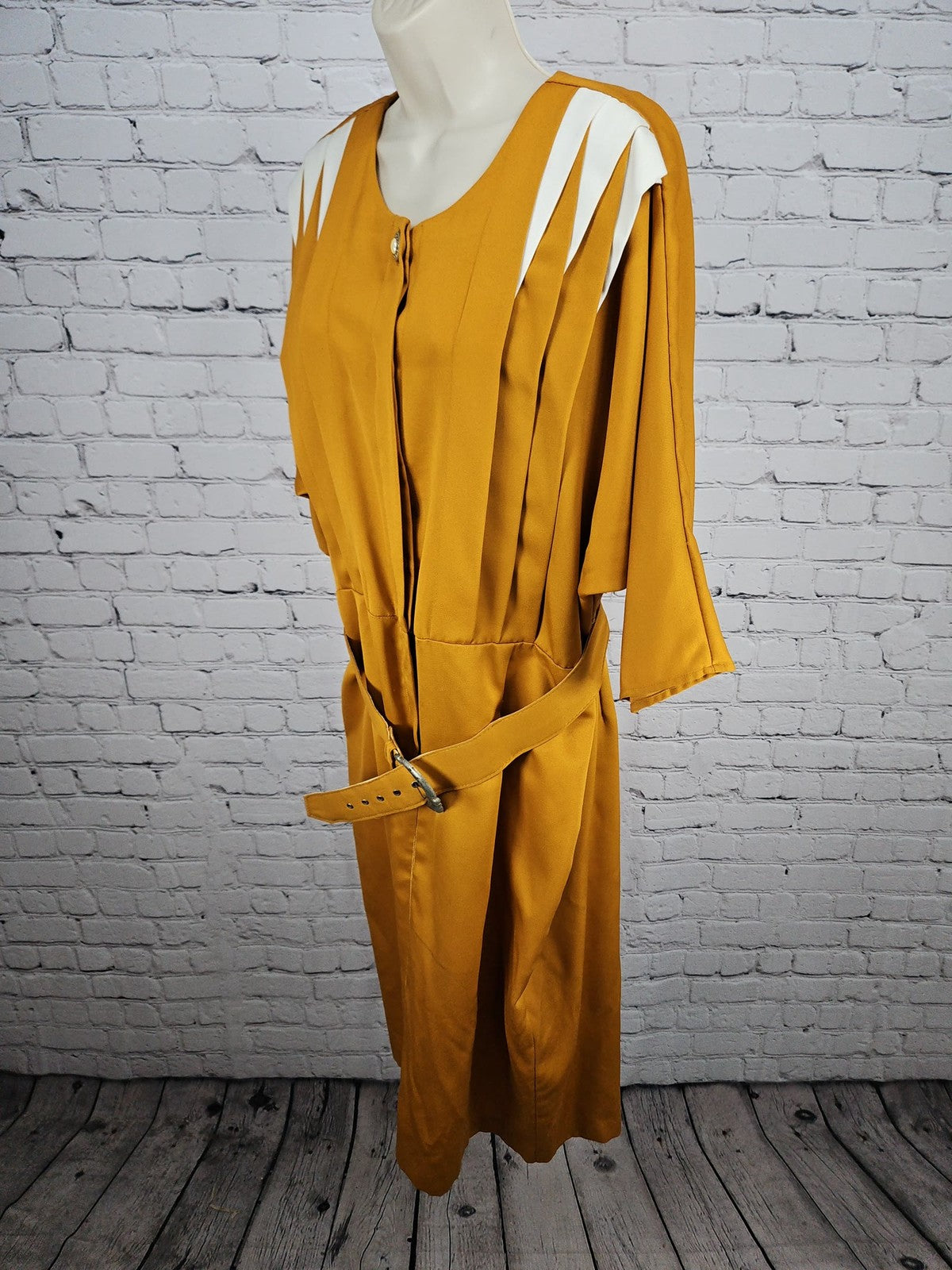 VTG Positive Influence Mustard Dolman Sleeve Belted Midi Dress Women's 16W