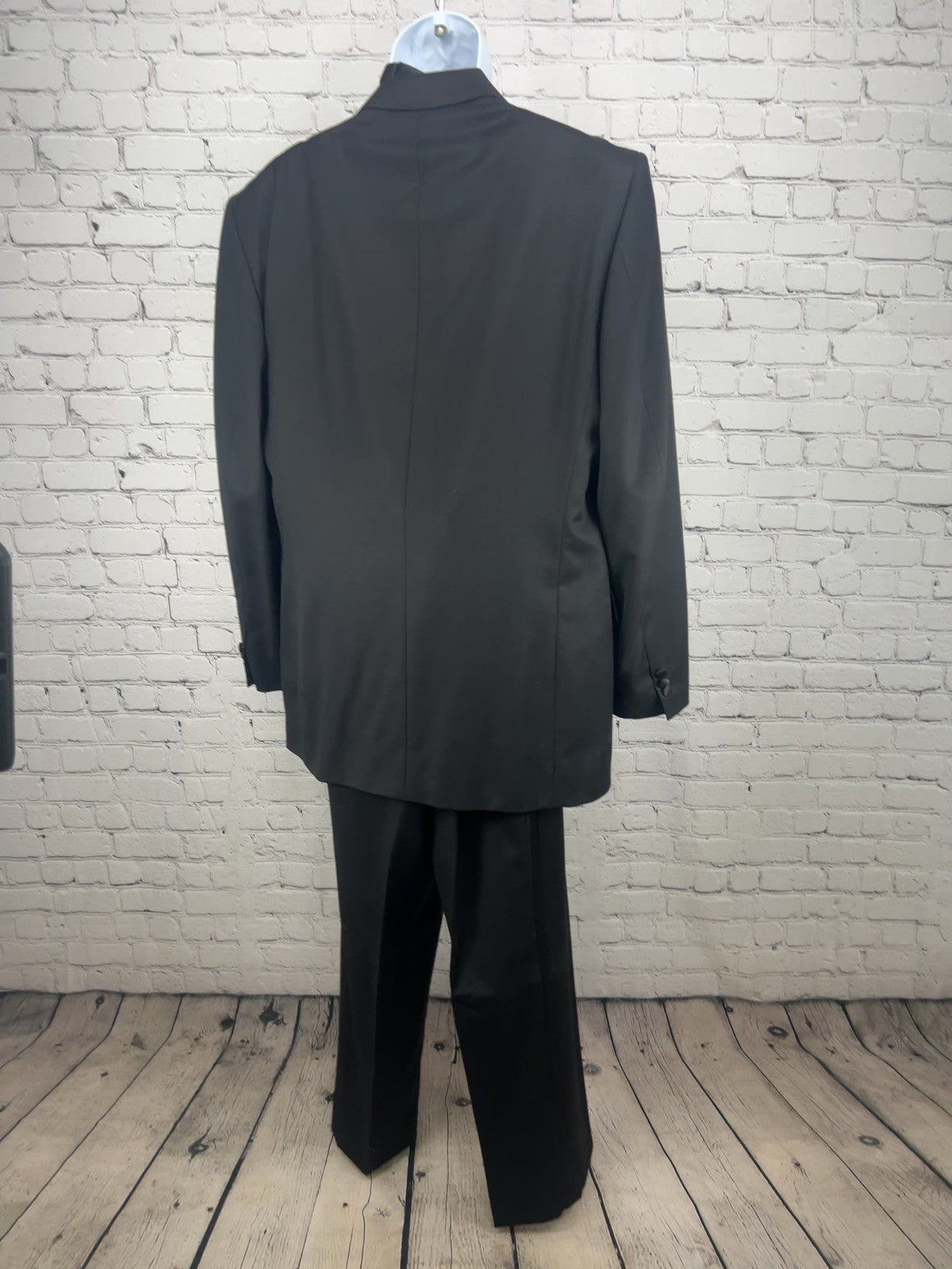Jones New York Black Wool Tuxedo Suit Cummerbund Bow Tie 44L (34X33.5)