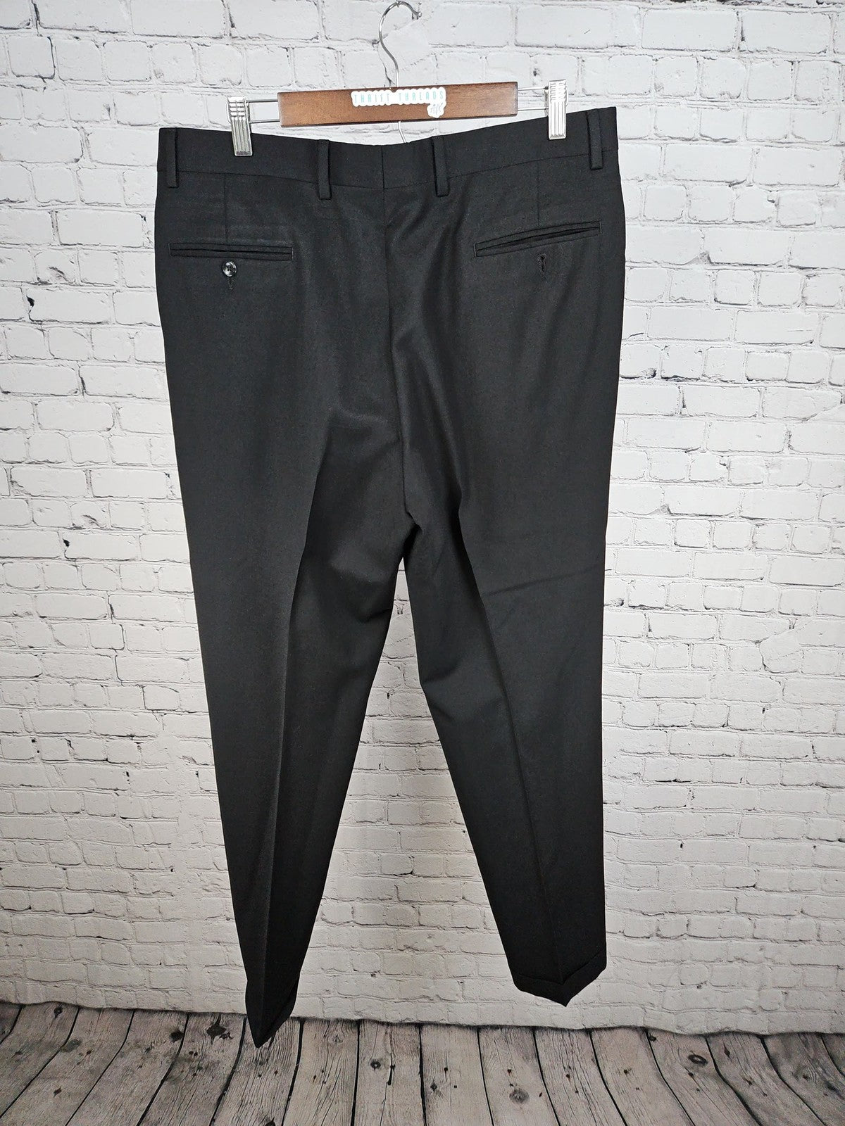 Jos A Bank Black 100% Wool Pleated Cuffed Dress Pants 37R (37X31.5)