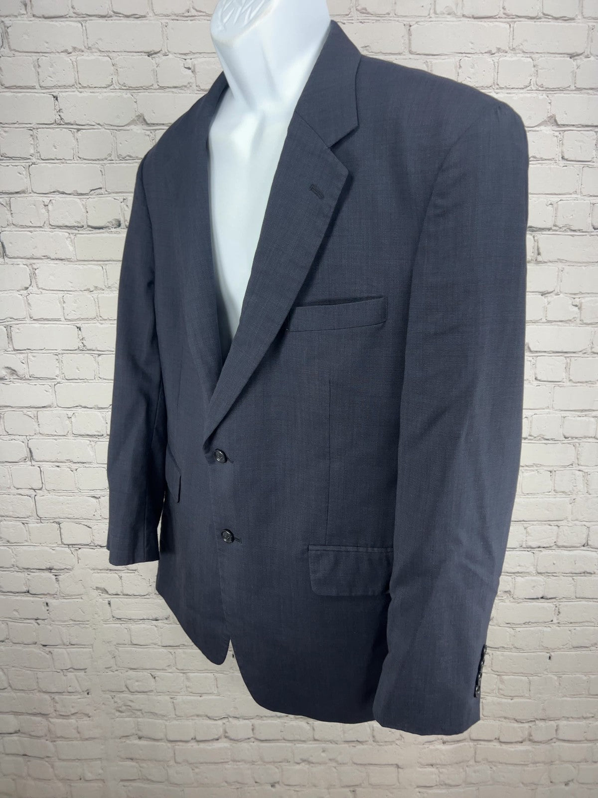 Jos A Bank Blue Check 100% Wool 2 Button Vented Notch Blazer Sport Coat 44R