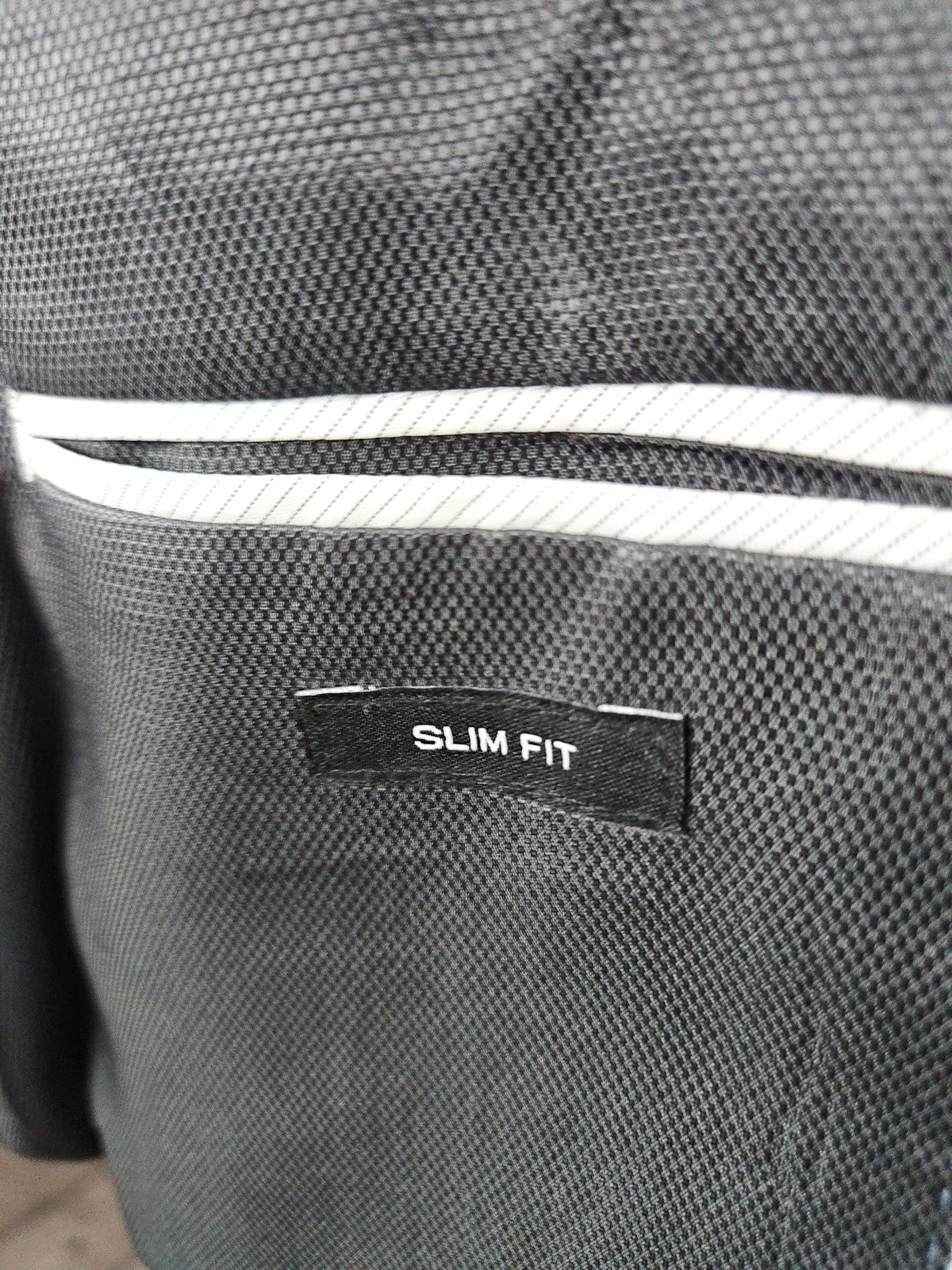 Awearness Kenneth Cole Black Wool Blend Slim 2 Button Blazer Sport Coat 48L